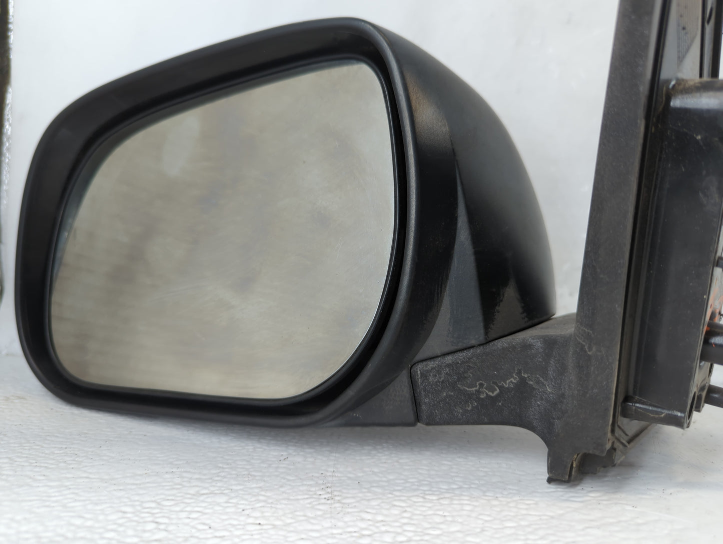 2010 Toyota Rav4 Driver Side View Mirror - Left Door Mirror OEM Used - Oemusedautoparts1.com