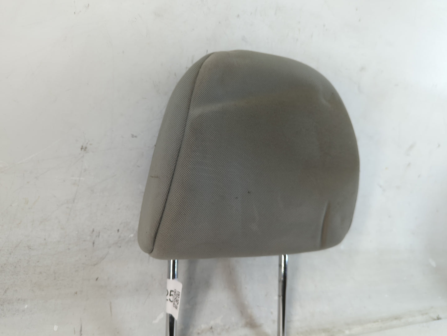 2009-2012 Toyota Rav4 Headrest Head Rest Front Driver Passenger Seat Fits Fits 2009 2010 2011 2012 OEM Used Auto Parts - Oem
