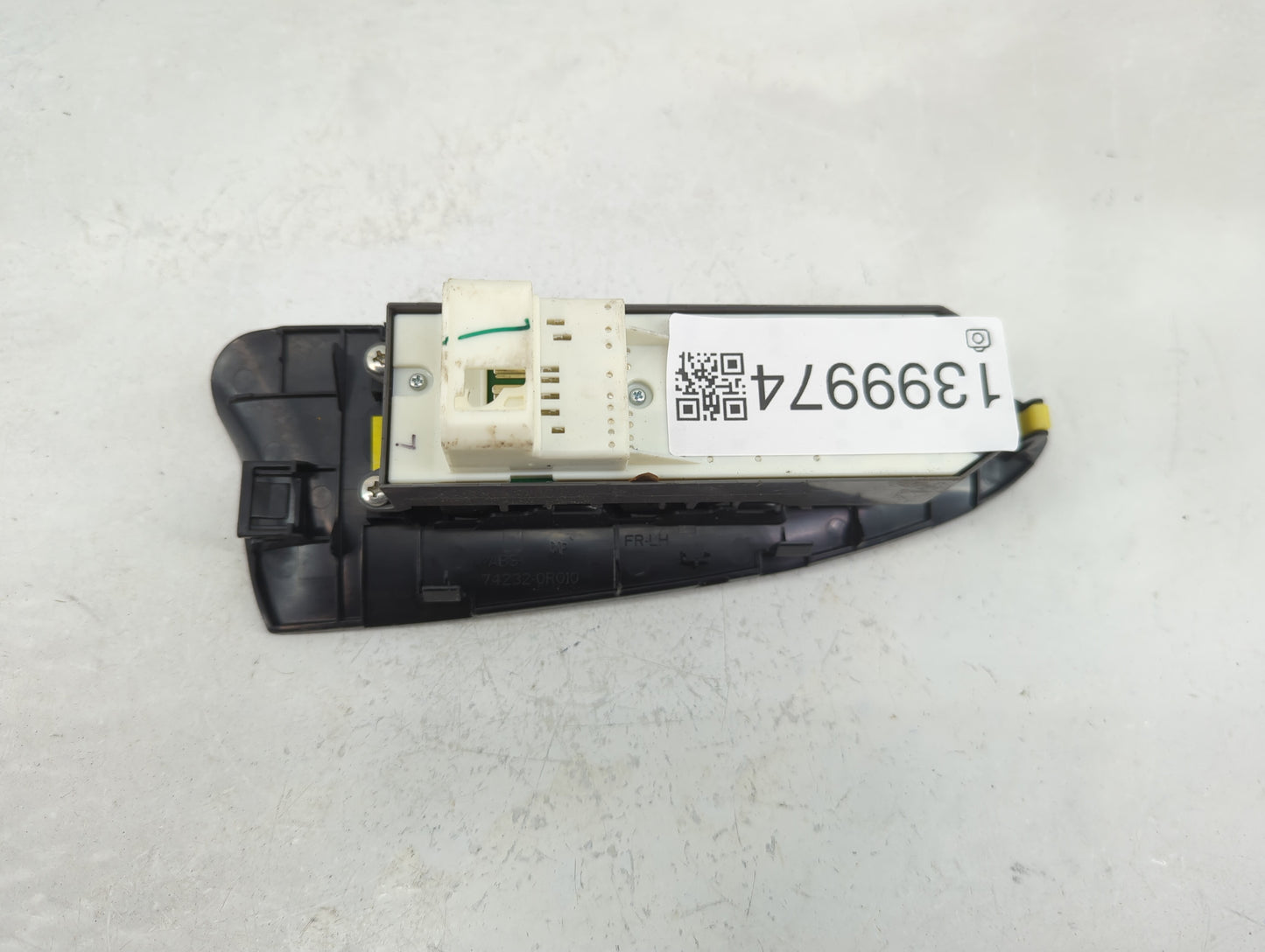 2006-2012 Toyota Rav4 Master Power Window Switch Replacement Driver Side Left P/N:74232-0R010 Fits OEM Used Auto Parts - Oem