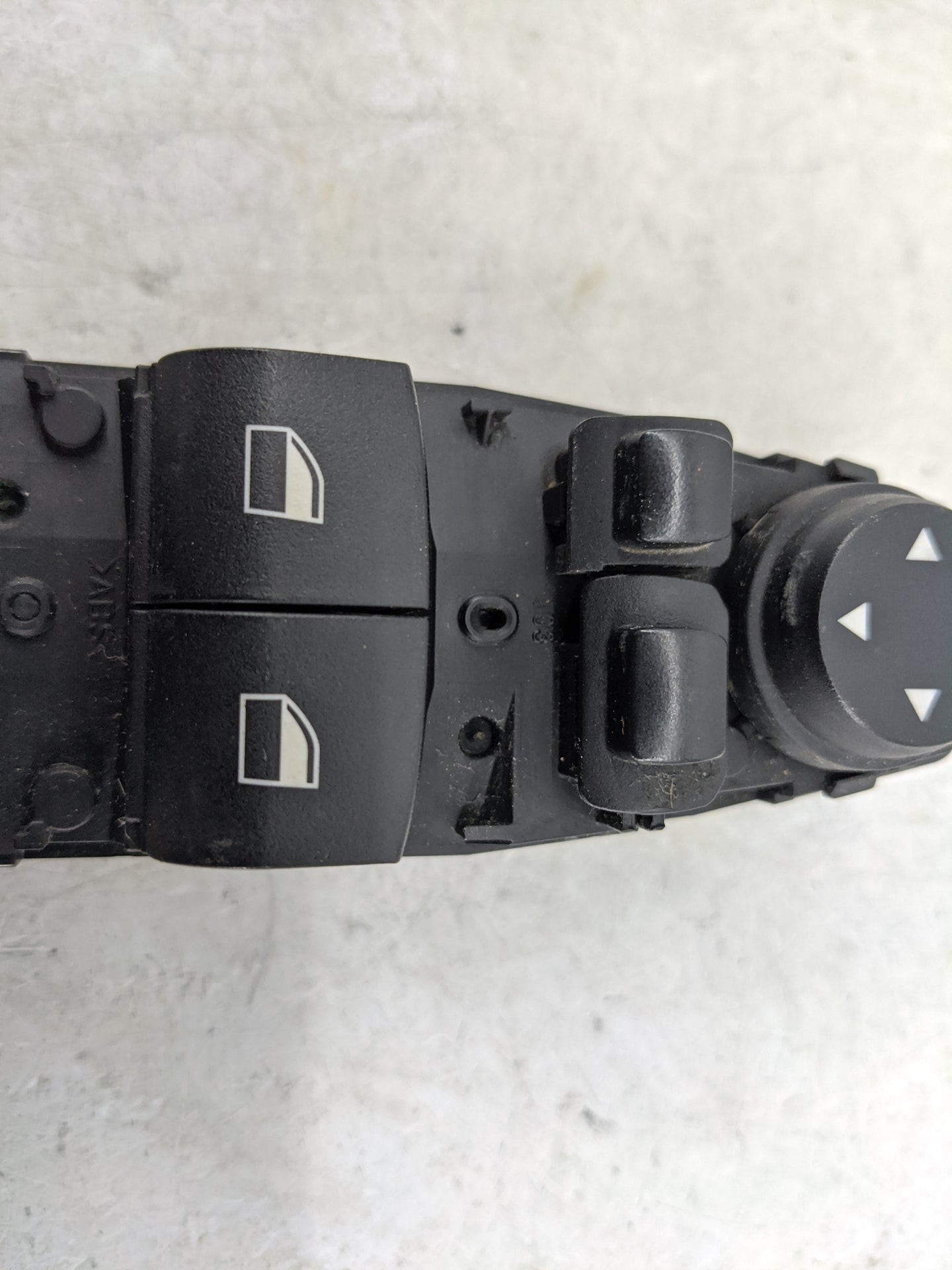 2006-2012 Toyota Rav4 Master Power Window Switch Replacement Driver Side Left P/N:9241955-01 Fits OEM Used Auto Parts - Oemu