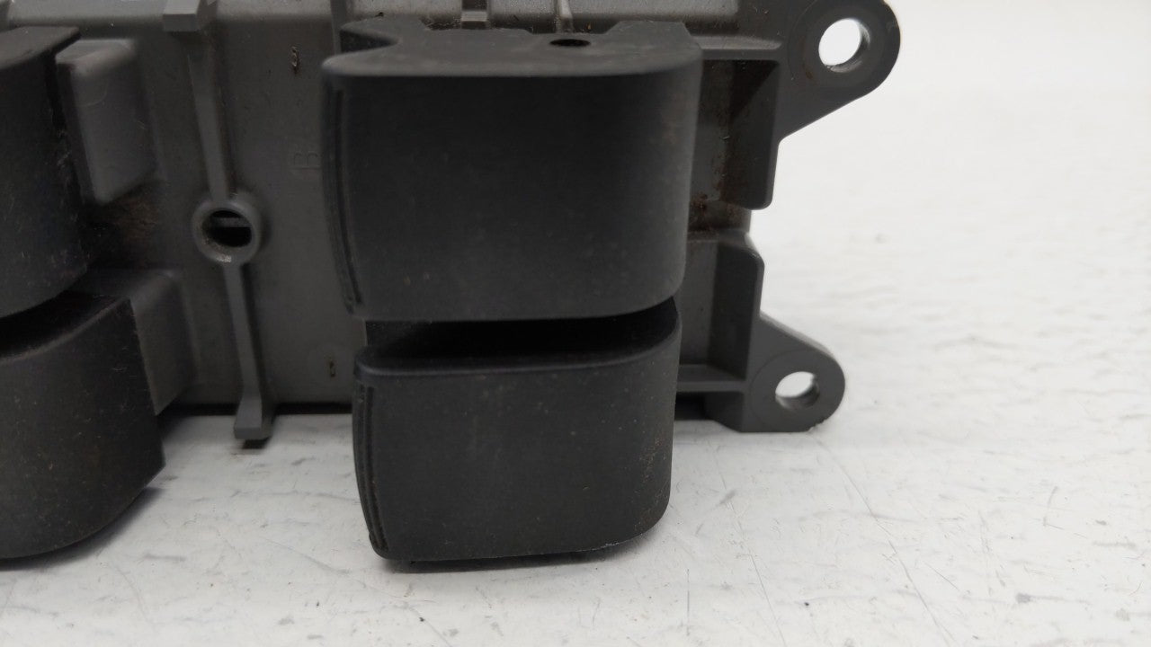 2006-2012 Toyota Rav4 Master Power Window Switch Replacement Driver Side Left P/N:74232-0R010 74232-42070 Fits OEM Used Auto