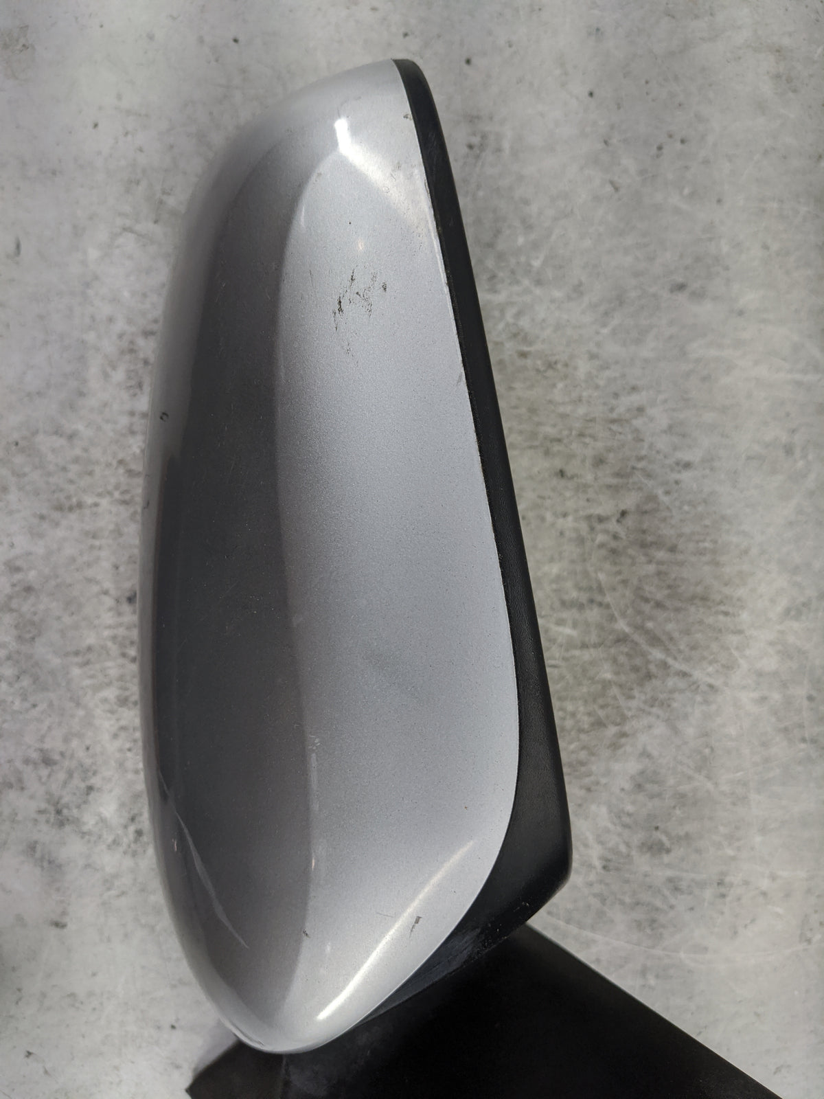 2009-2012 Toyota Rav4 Passenger Side View Mirror - Right Door Mirror OEM Used - Oemusedautoparts1.com