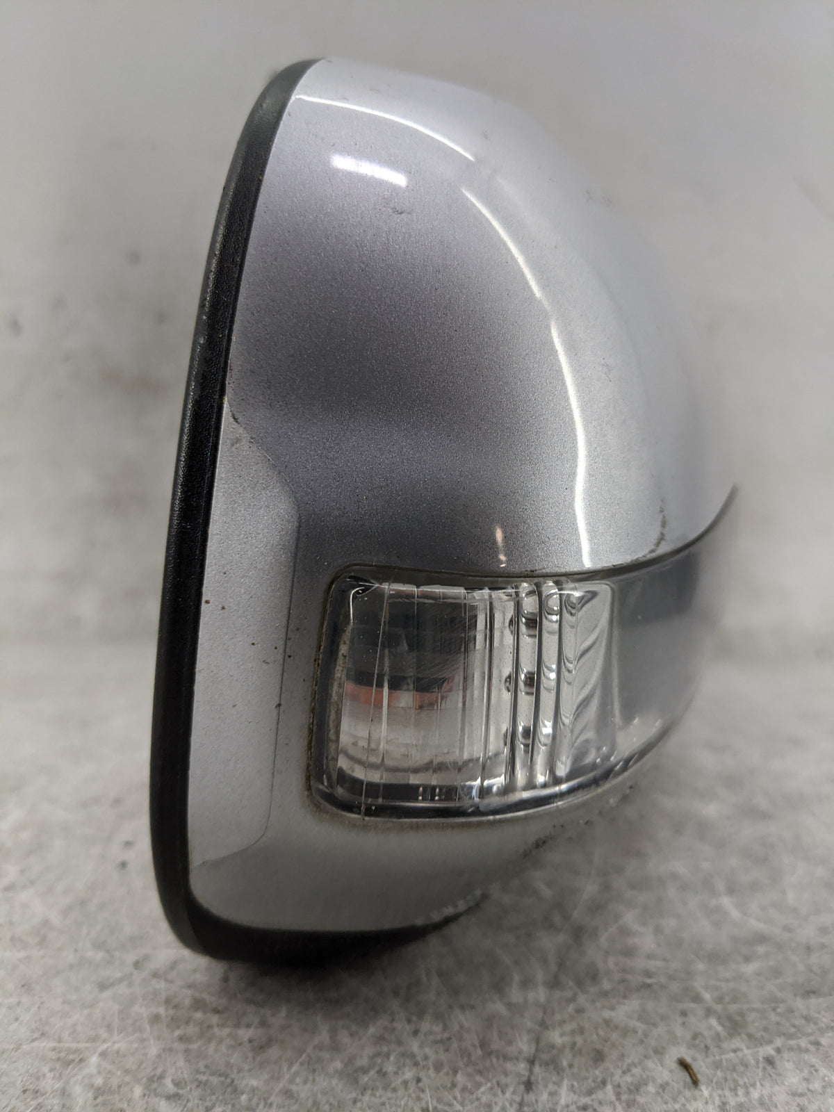 2009-2012 Toyota Rav4 Passenger Side View Mirror - Right Door Mirror OEM Used - Oemusedautoparts1.com