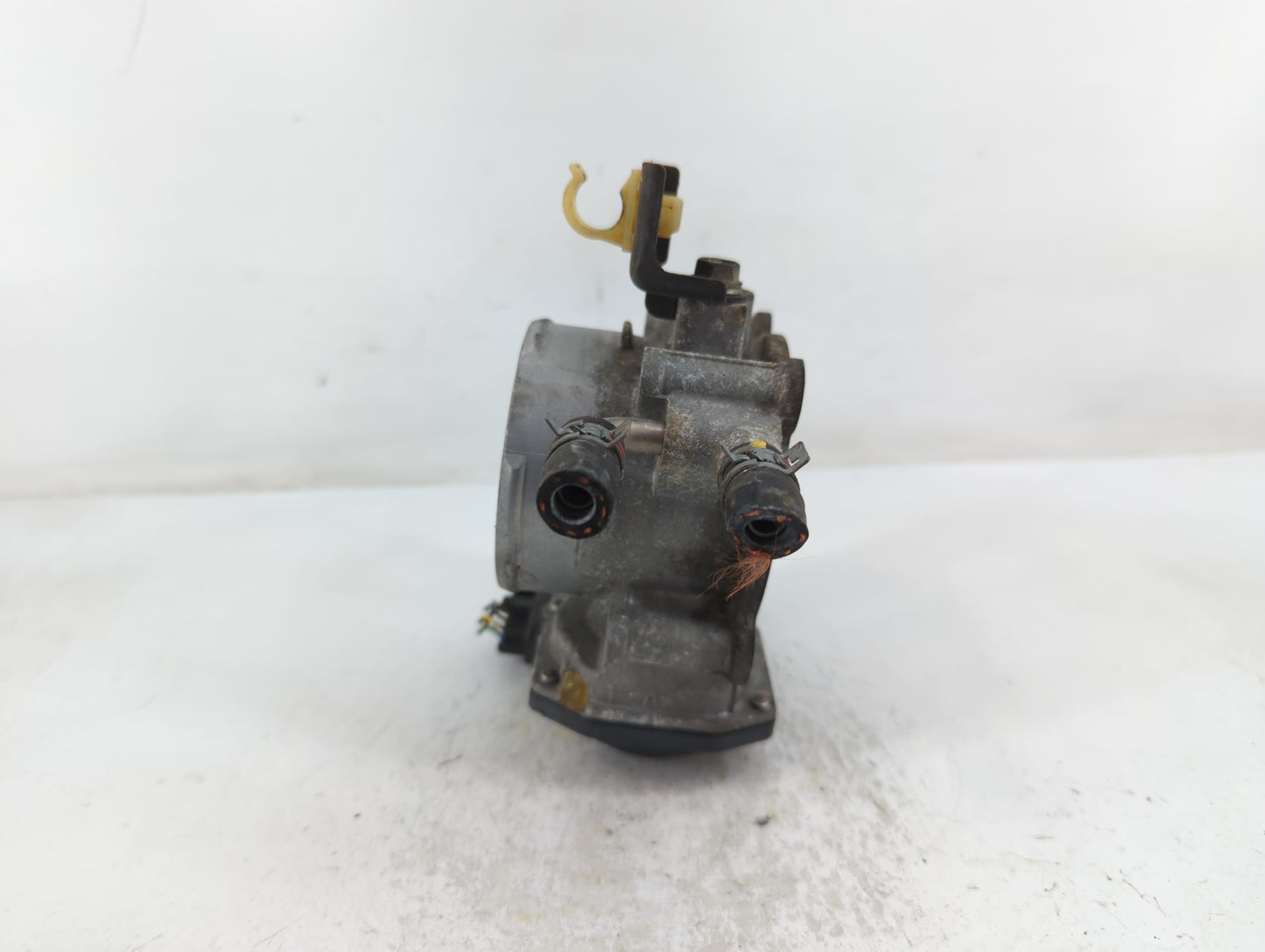 2009-2018 Toyota Rav4 Throttle Body P/N:22030-36010 Fits Fits 2009 2010 2011 2012 2013 2014 2015 2016 2017 2018 2019 OEM Use