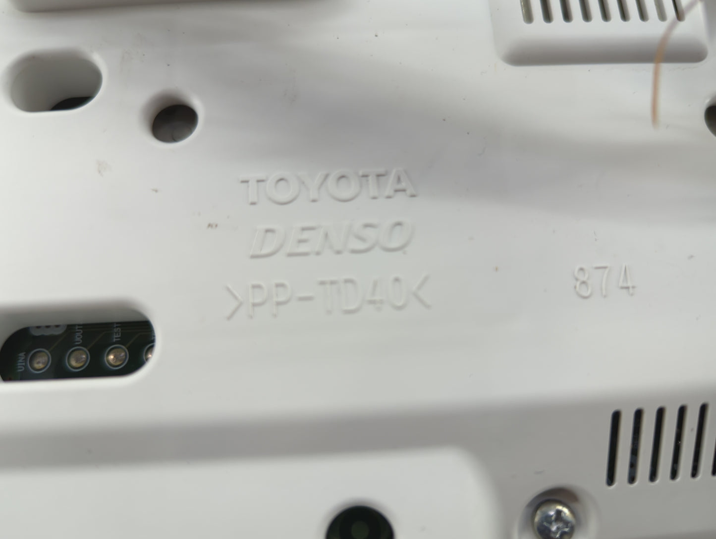 2010-2012 Toyota Rav4 Instrument Cluster Speedometer Gauges Fits Fits 2010 2011 2012 OEM Used Auto Parts - Oemusedautoparts1