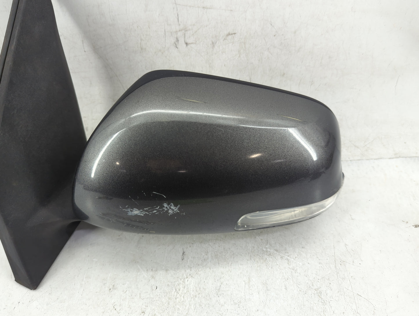 2009-2012 Toyota Rav4 Driver Side View Mirror - Left Door Mirror OEM Used - Oemusedautoparts1.com