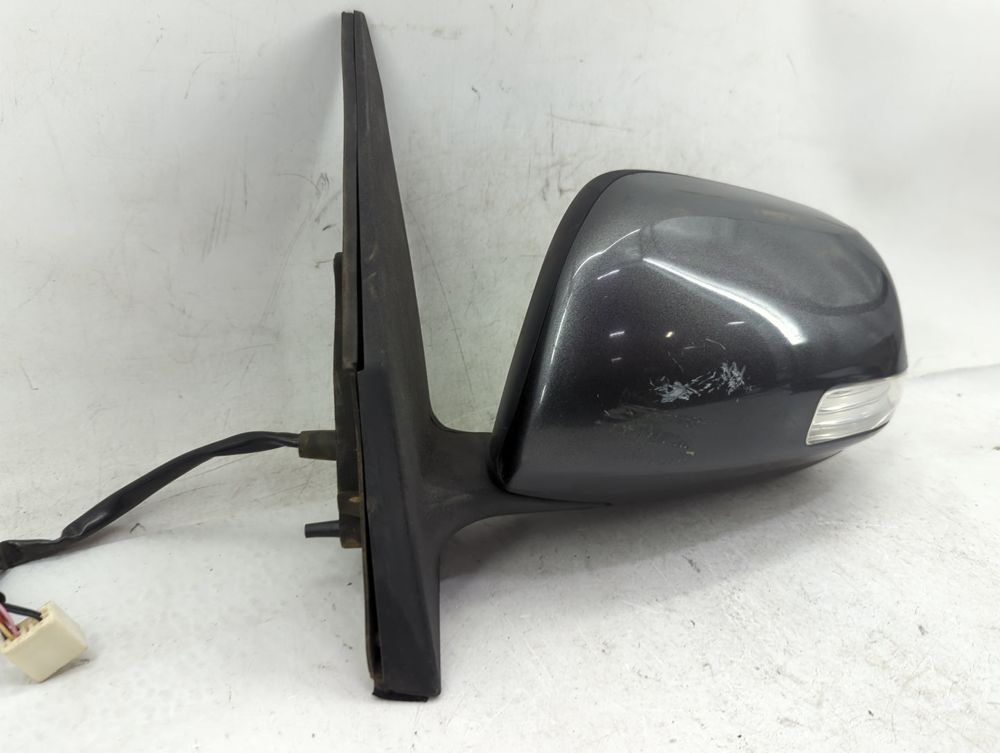 2009-2012 Toyota Rav4 Driver Side View Mirror - Left Door Mirror OEM Used - Oemusedautoparts1.com