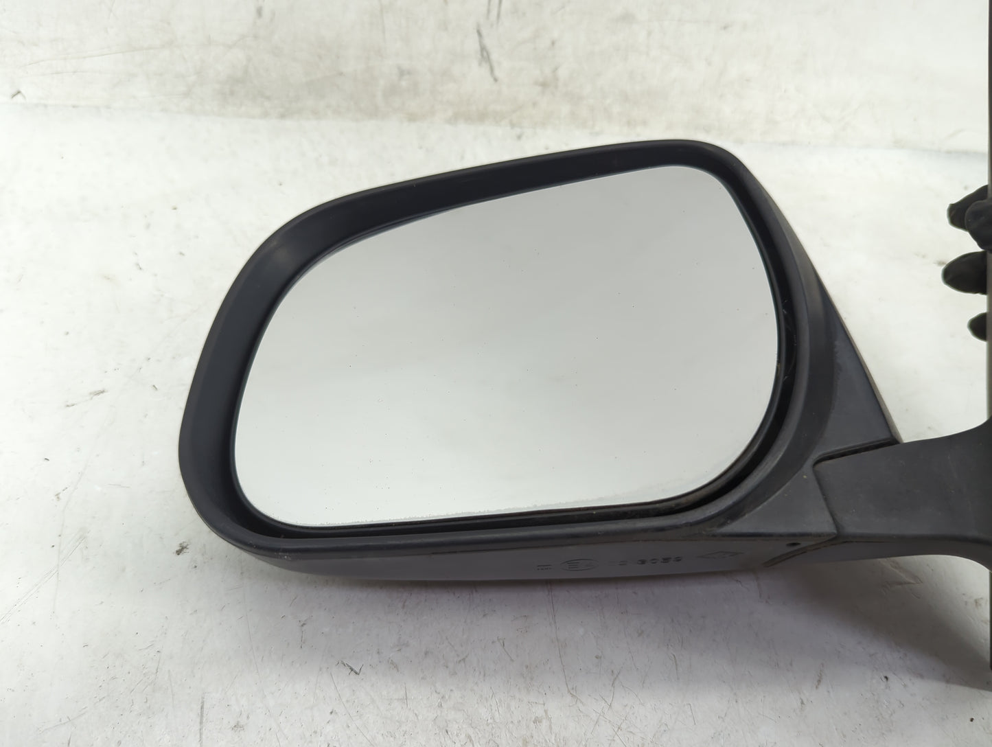 2009-2012 Toyota Rav4 Driver Side View Mirror - Left Door Mirror OEM Used - Oemusedautoparts1.com