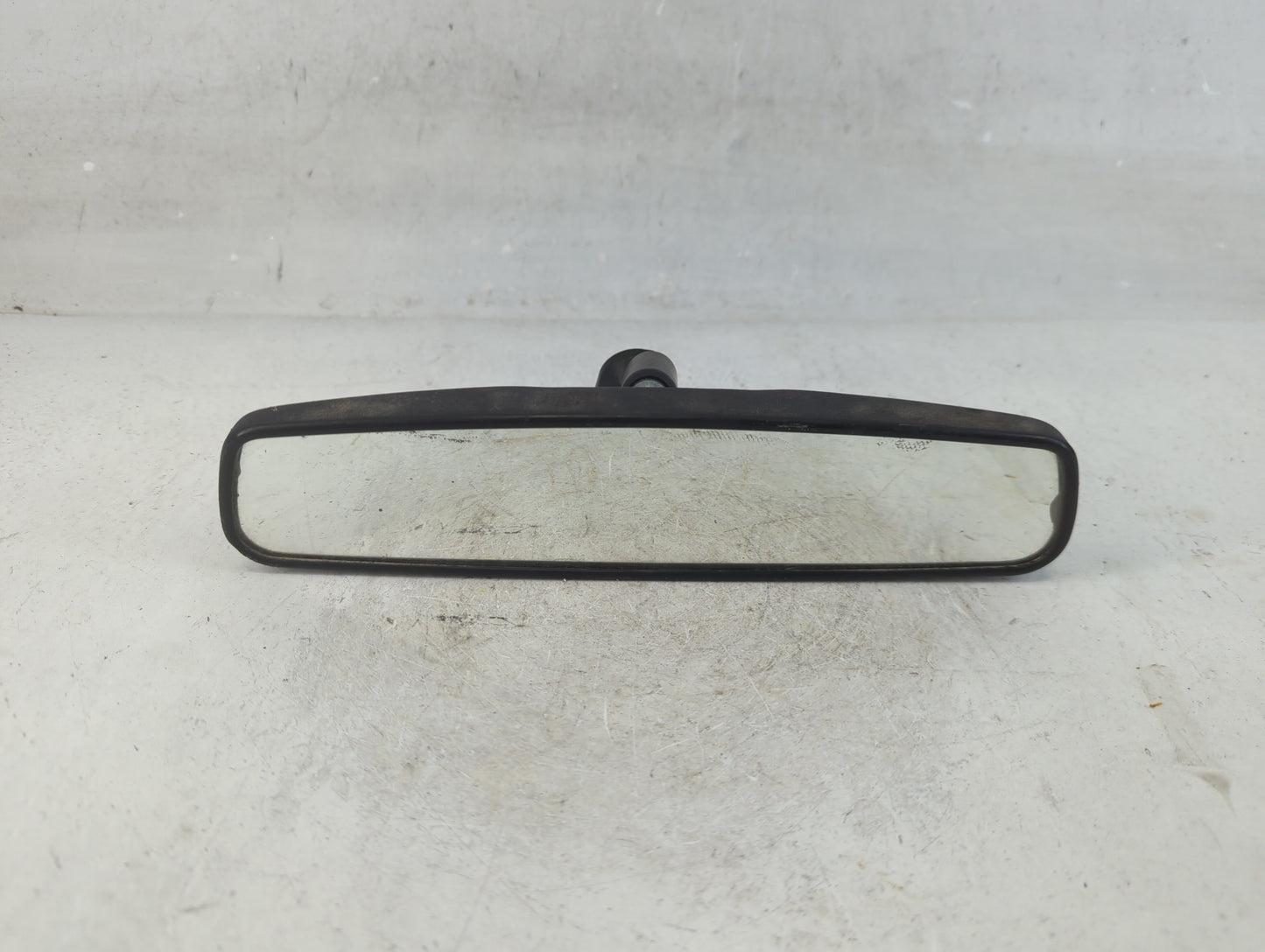 2009-2010 Toyota Rav4 Interior Rear View Mirror Replacement OEM P/N:E8011083 Fits Fits 2008 2009 2010 2011 OEM Used Auto Par