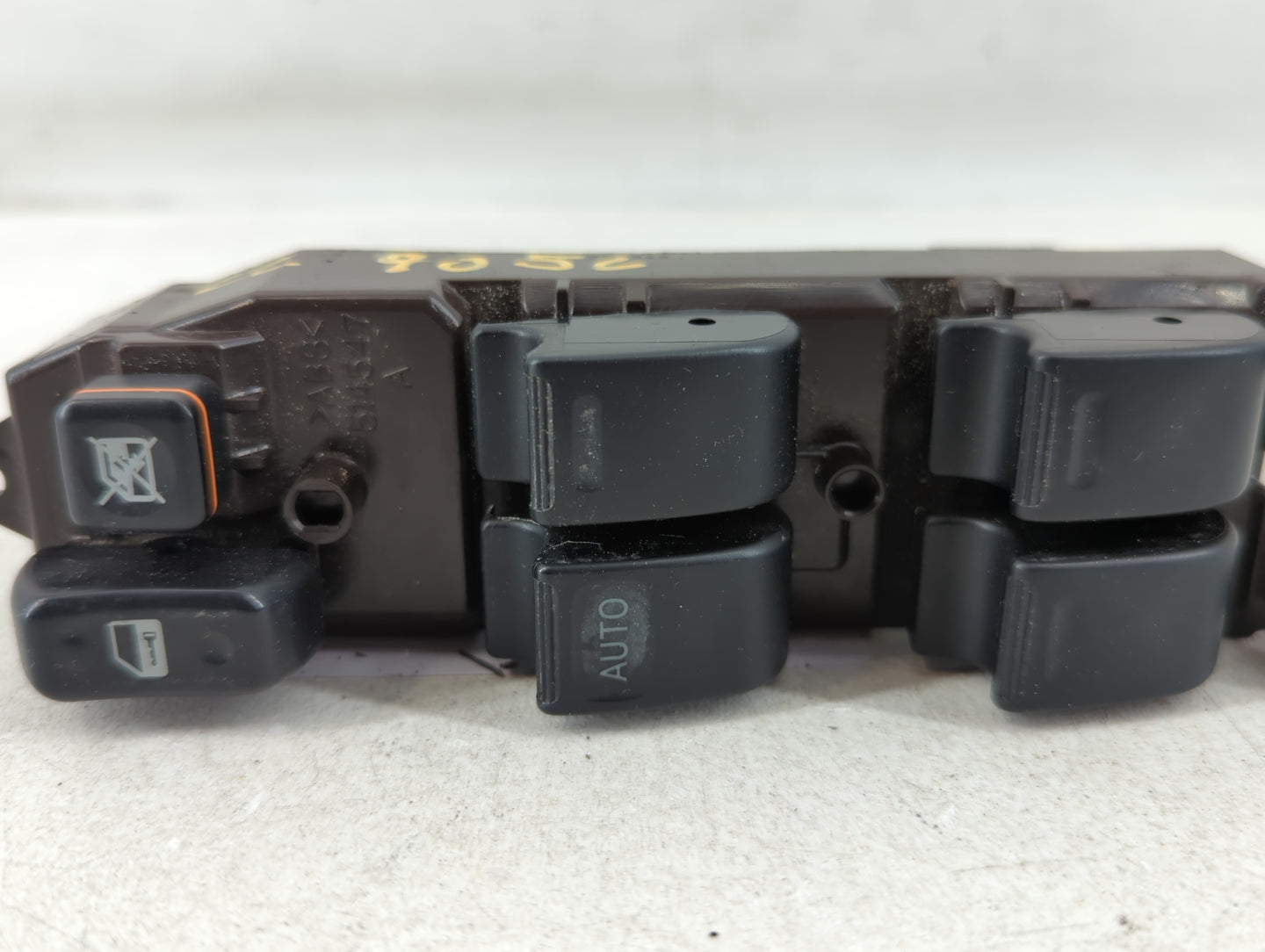 2004-2010 Toyota Sienna Master Power Window Switch Replacement Driver Side Left Fits OEM Used Auto Parts - Oemusedautoparts1