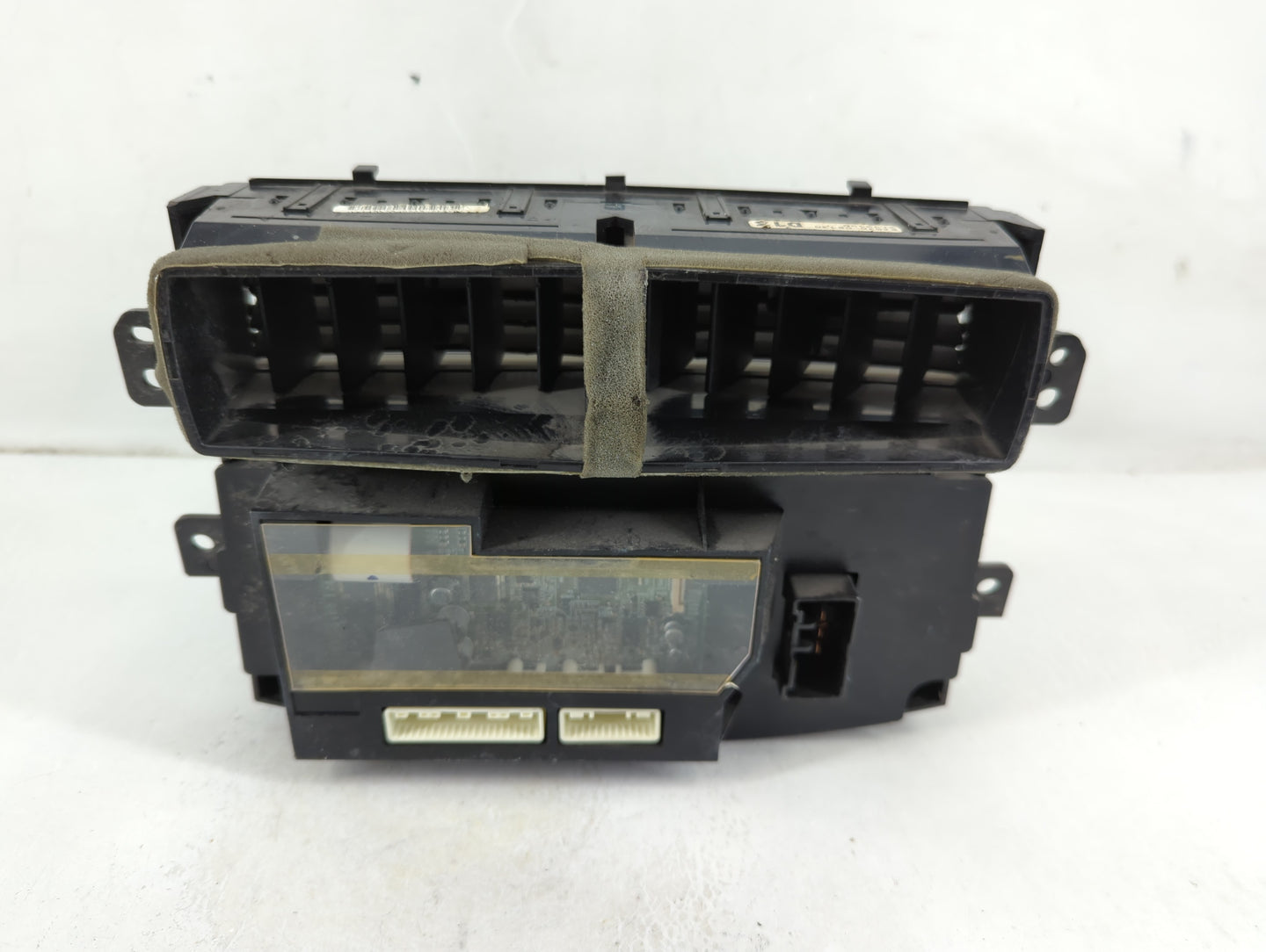 2004-2010 Toyota Sienna Climate Control Module Temperature AC/Heater Replacement P/N:84010-08130 Fits OEM Used Auto Parts - 