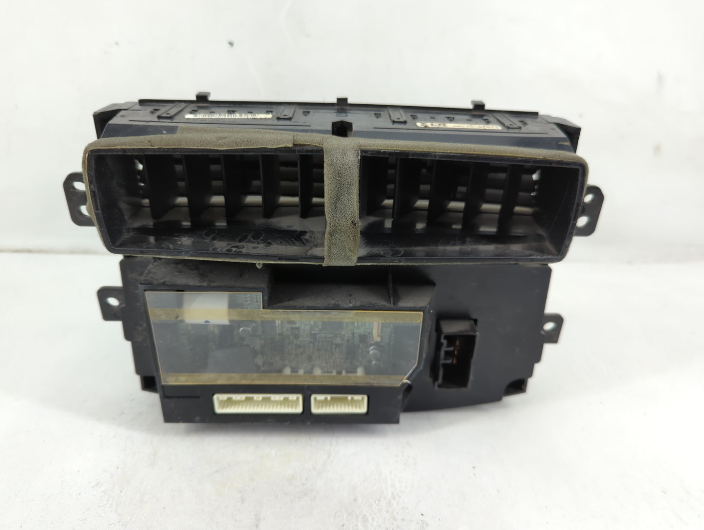 2004-2010 Toyota Sienna Climate Control Module Temperature AC/Heater Replacement P/N:84010-08130 Fits OEM Used Auto Parts - 