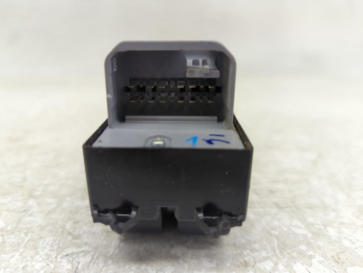 2004-2010 Toyota Sienna Master Power Window Switch Replacement Driver Side Left Fits OEM Used Auto Parts - Oemusedautoparts1