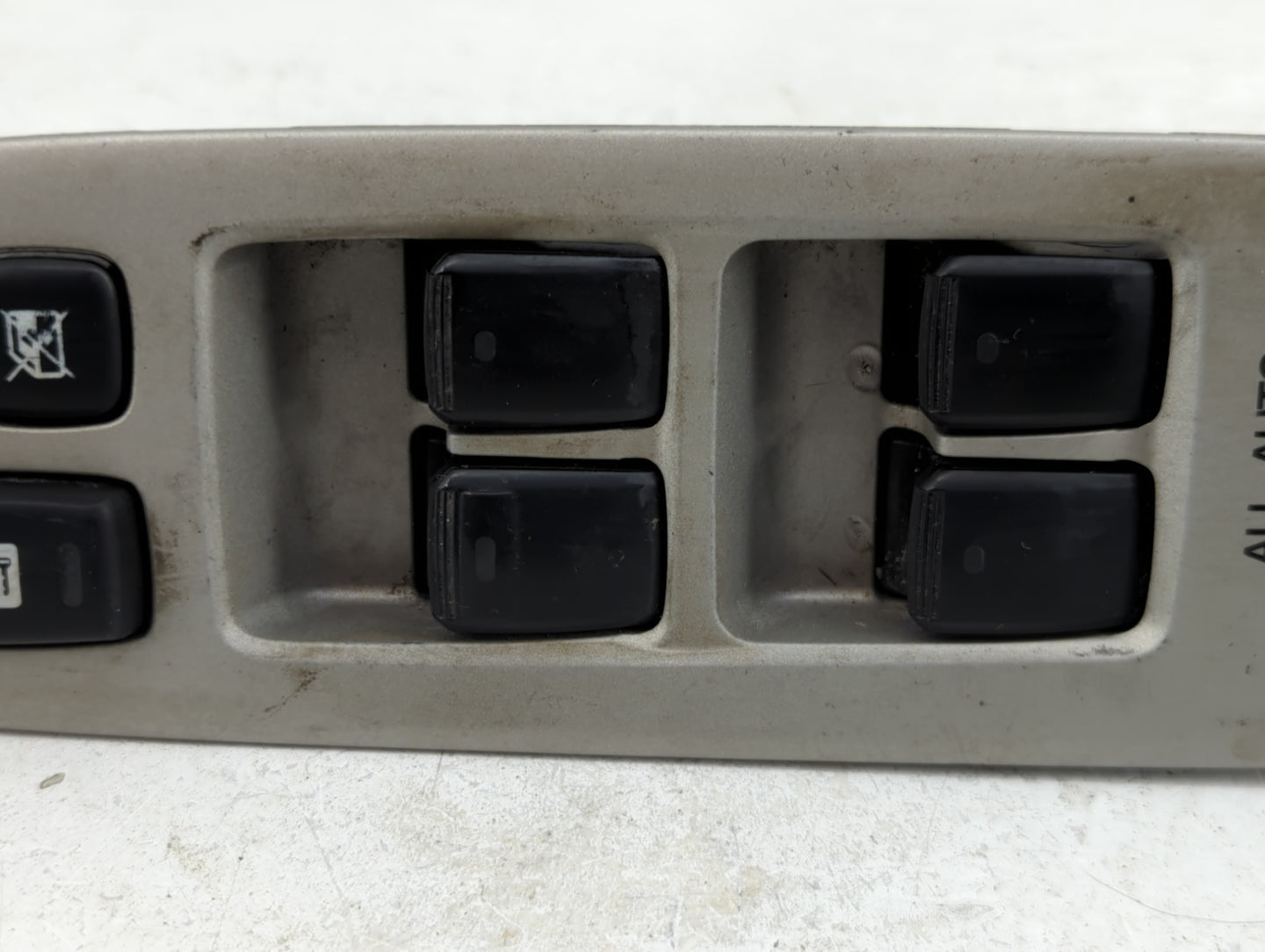 2005-2010 Toyota Sienna Master Power Window Switch Replacement Driver Side Left P/N:515265 84040-0E011 Fits OEM Used Auto Pa