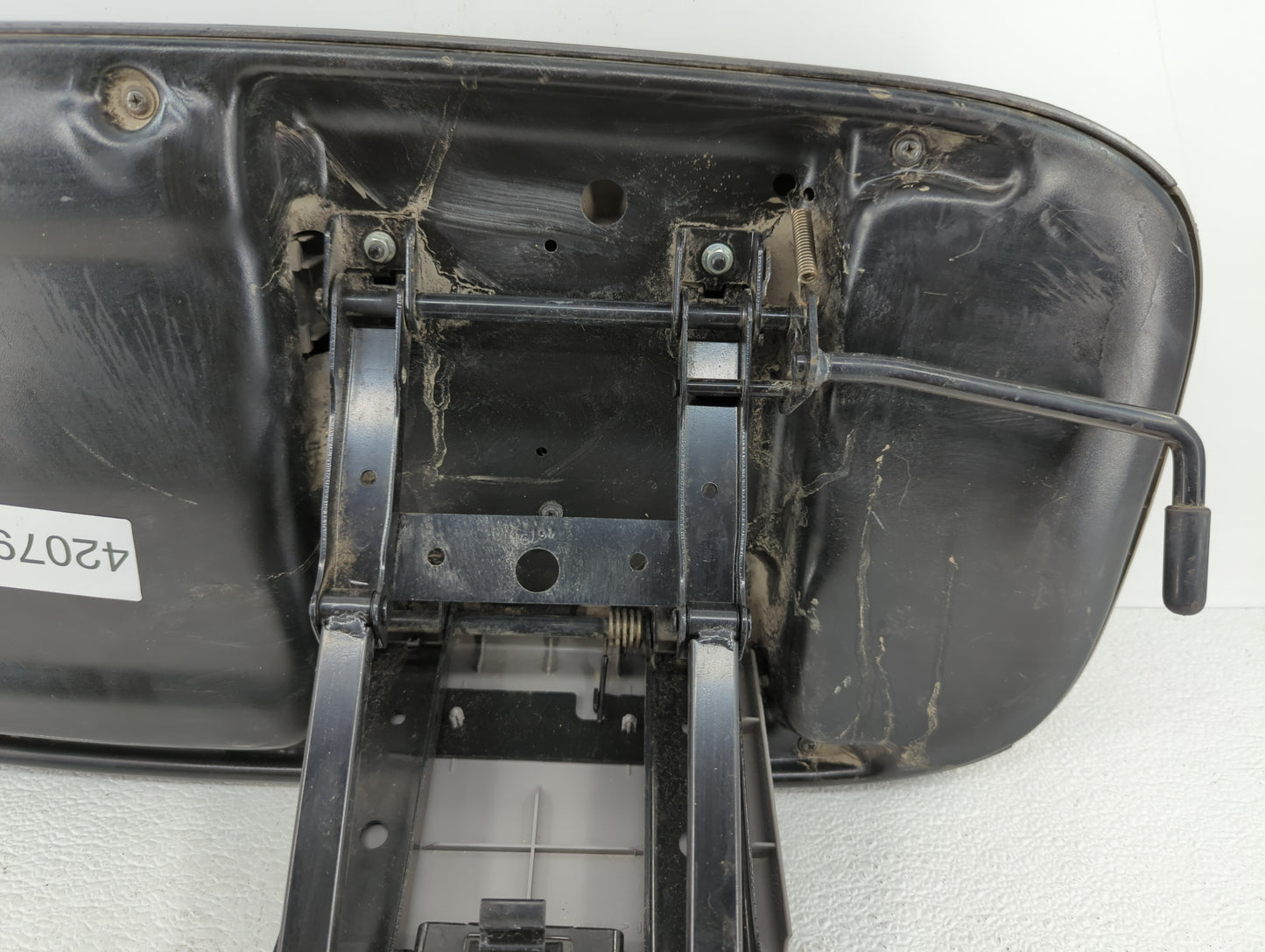 2004-2010 Toyota Sienna Overhead Roof Console Interior Dome Light Grey - Oemusedautoparts1.com