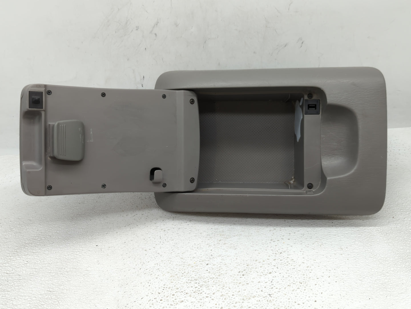 2004-2010 Toyota Sienna Center Console Armrest Cover Lid Light Grey - Oemusedautoparts1.com