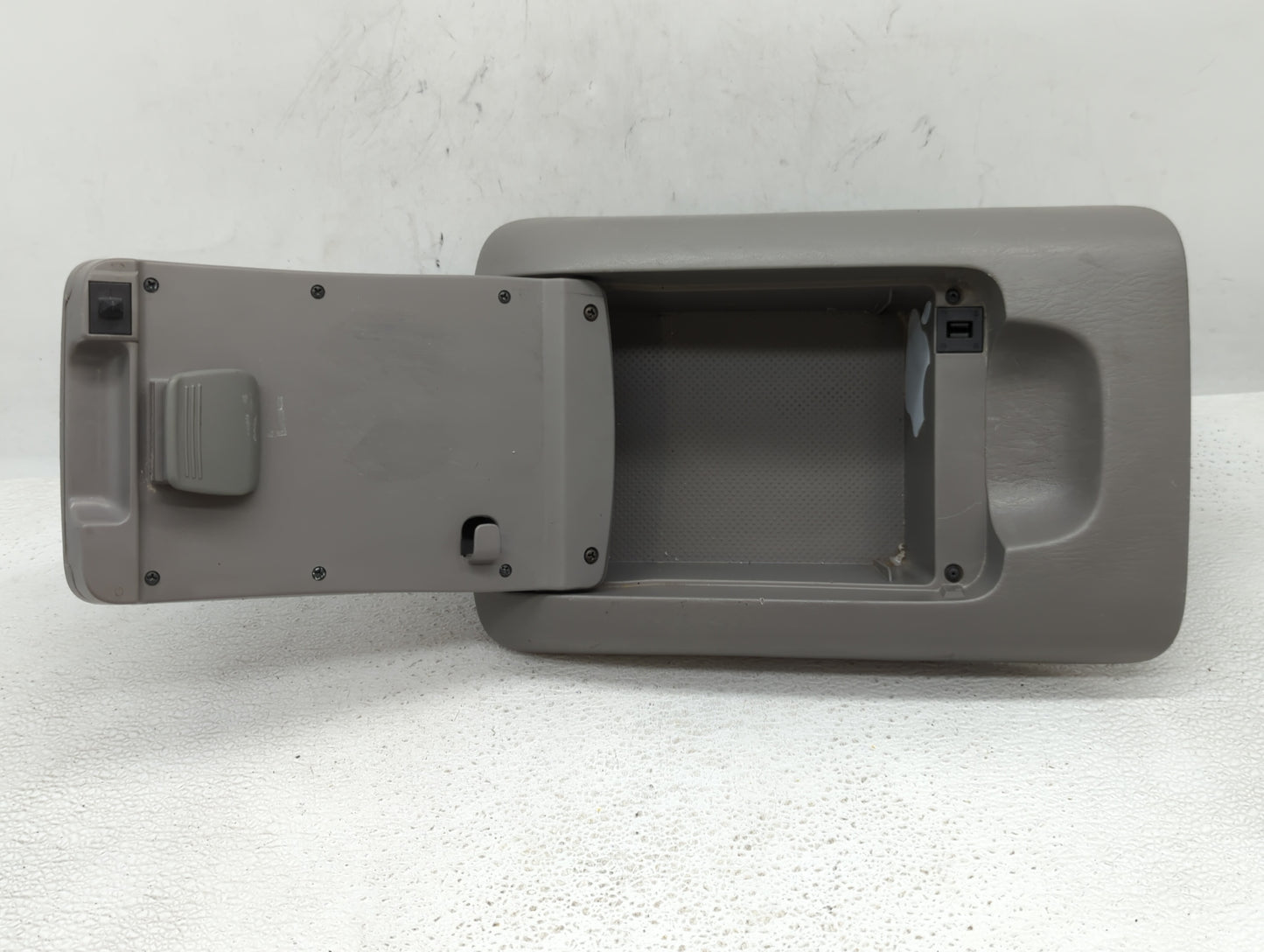 2004-2010 Toyota Sienna Center Console Armrest Cover Lid Light Grey - Oemusedautoparts1.com