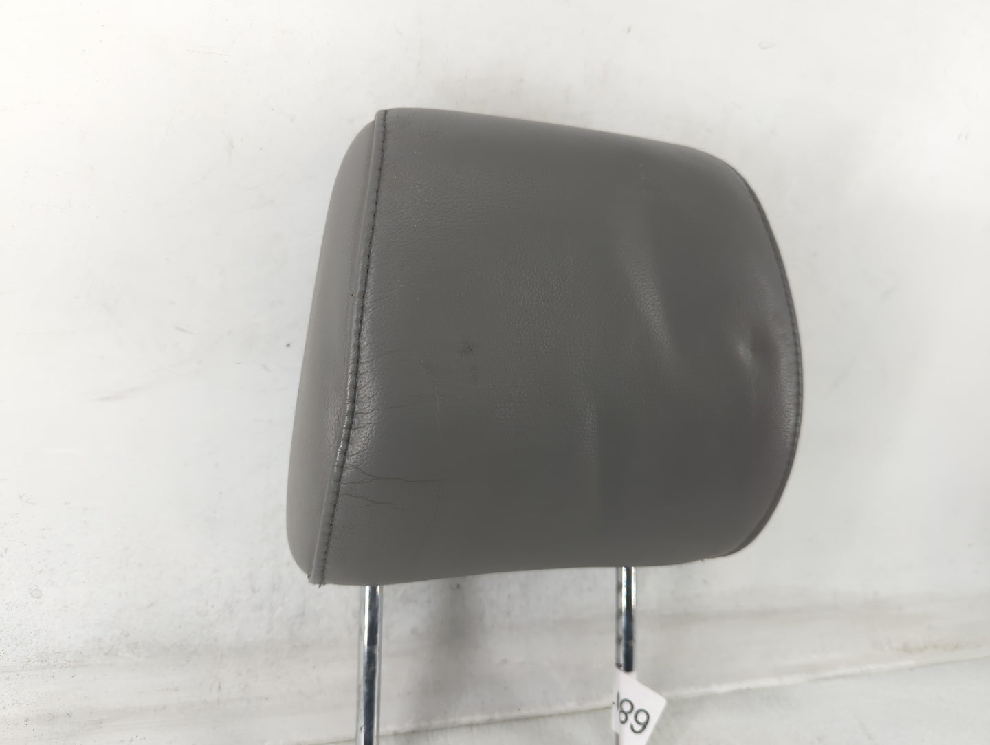 2010 Toyota Sienna Headrest Head Rest Front Driver Passenger Seat - Oemusedautoparts1.com