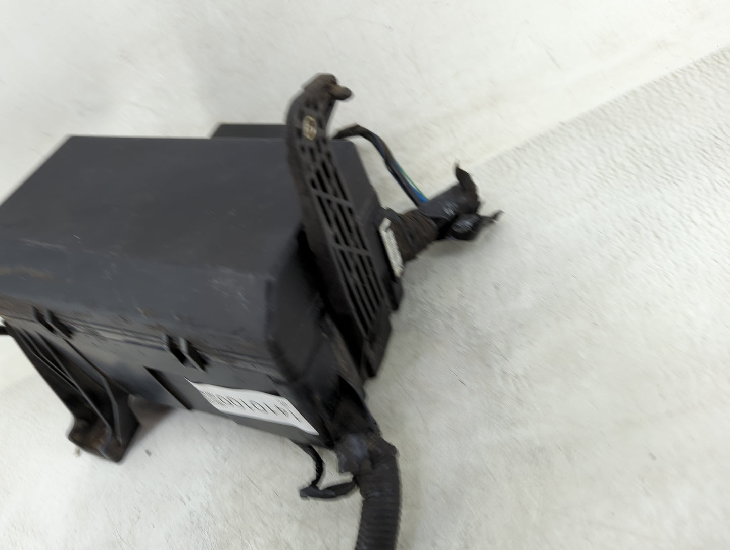 2005-2011 Toyota Tacoma Fusebox Fuse Box Panel Relay Module P/N:TMB-36 Fits Fits 2005 2006 2007 2008 2009 2010 2011 OEM Used