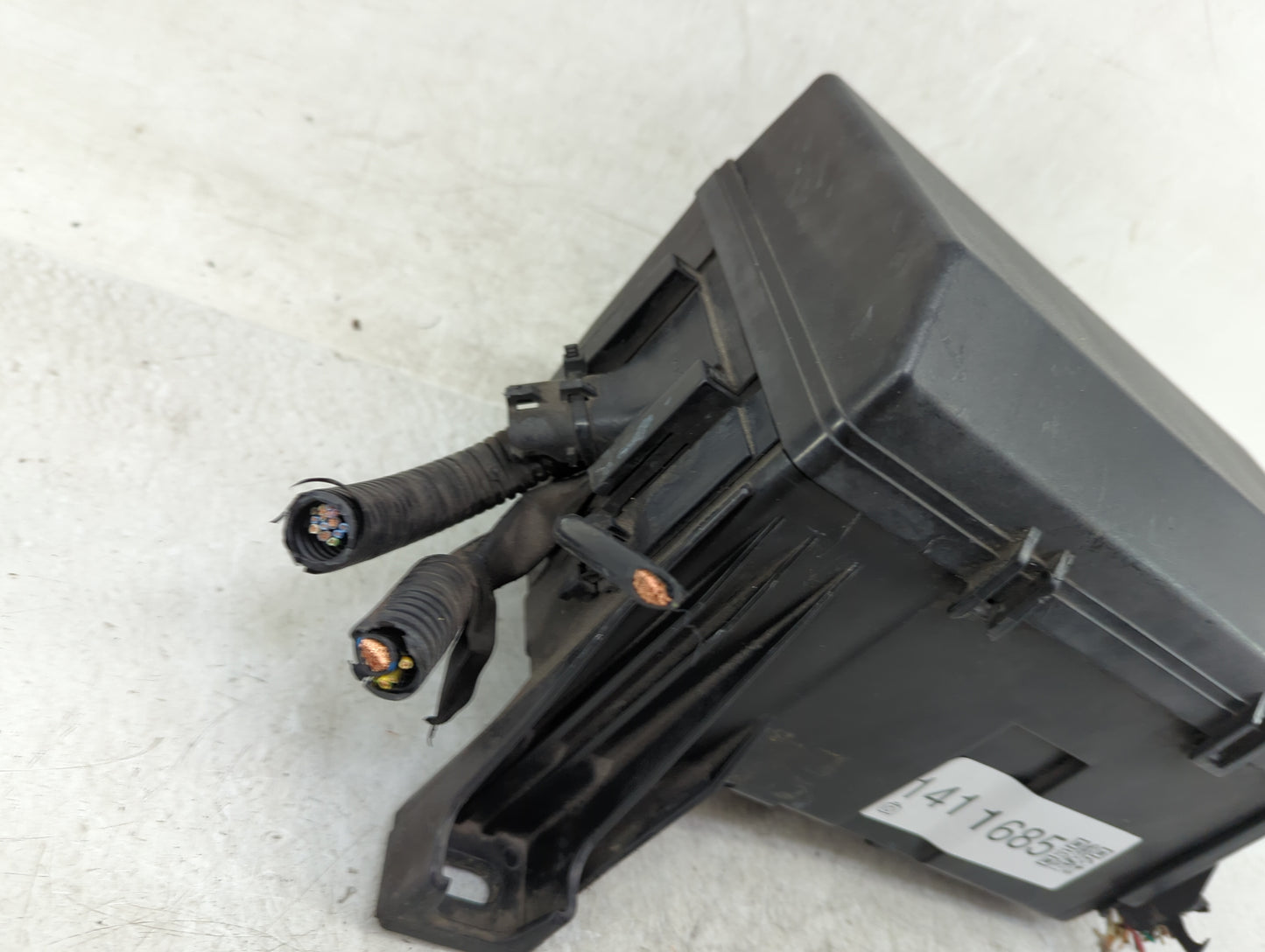 2005-2011 Toyota Tacoma Fusebox Fuse Box Panel Relay Module Fits Fits 2005 2006 2007 2008 2009 2010 2011 OEM Used Auto Parts
