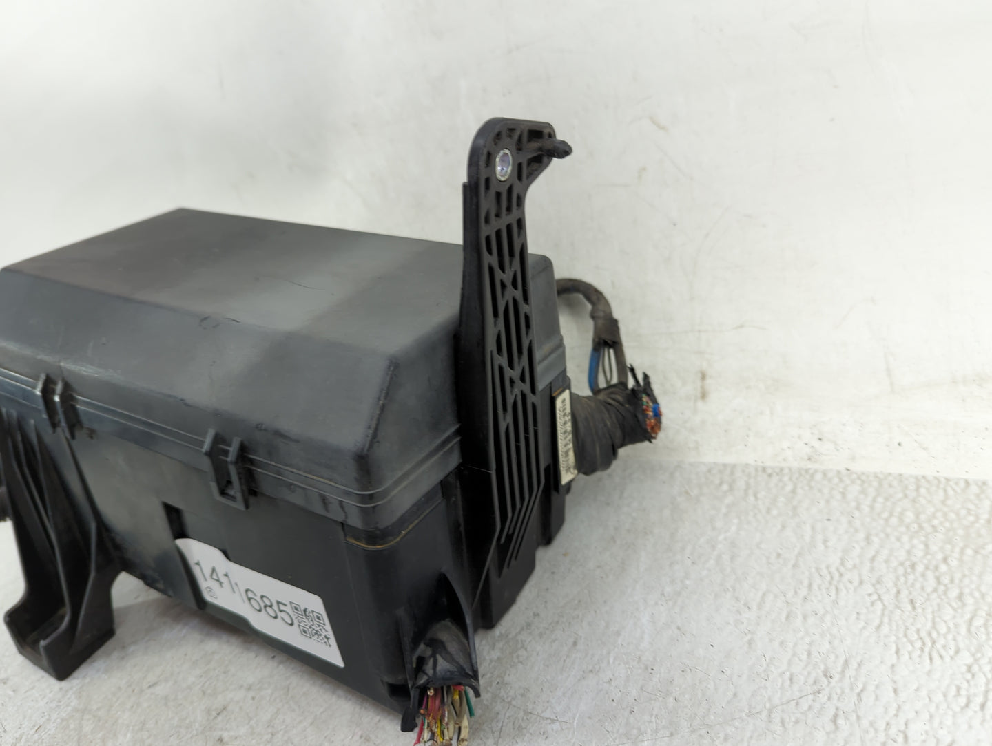 2005-2011 Toyota Tacoma Fusebox Fuse Box Panel Relay Module Fits Fits 2005 2006 2007 2008 2009 2010 2011 OEM Used Auto Parts