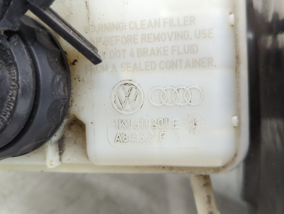 2008-2015 Toyota Tacoma Power Brake Booster Oem - Oemusedautoparts1.com