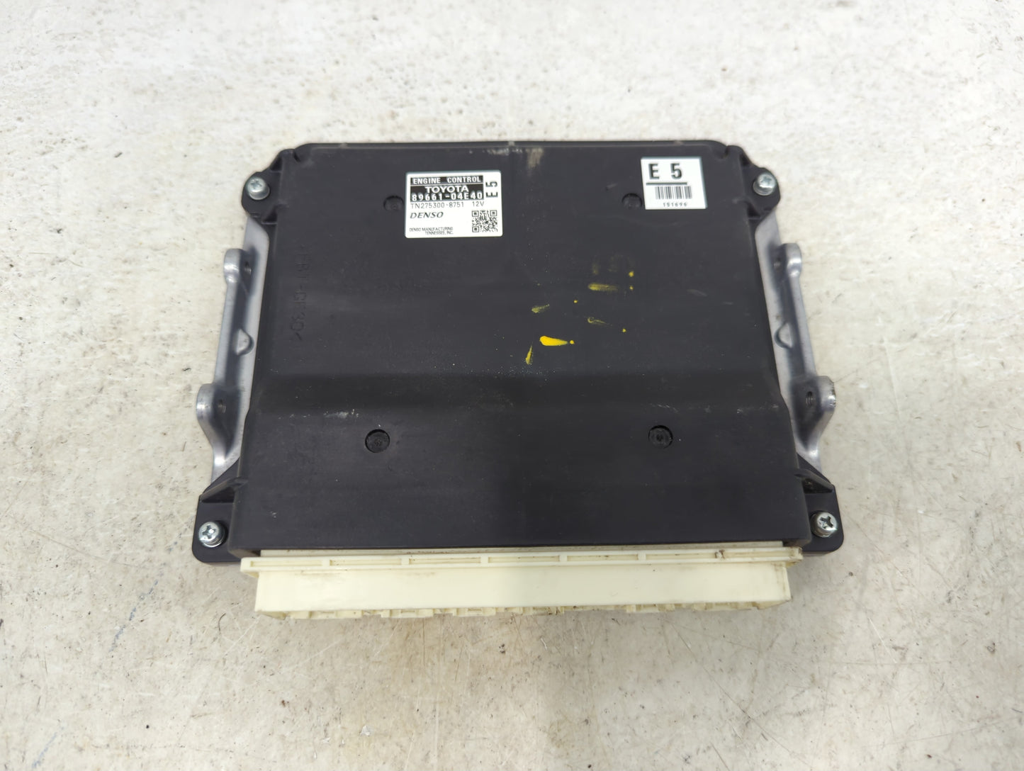 2010-2011 Toyota Tacoma PCM Engine Control Computer ECU ECM PCU OEM P/N:89661-04E40 TN275300-8751 Fits Fits 2010 2011 OEM Us