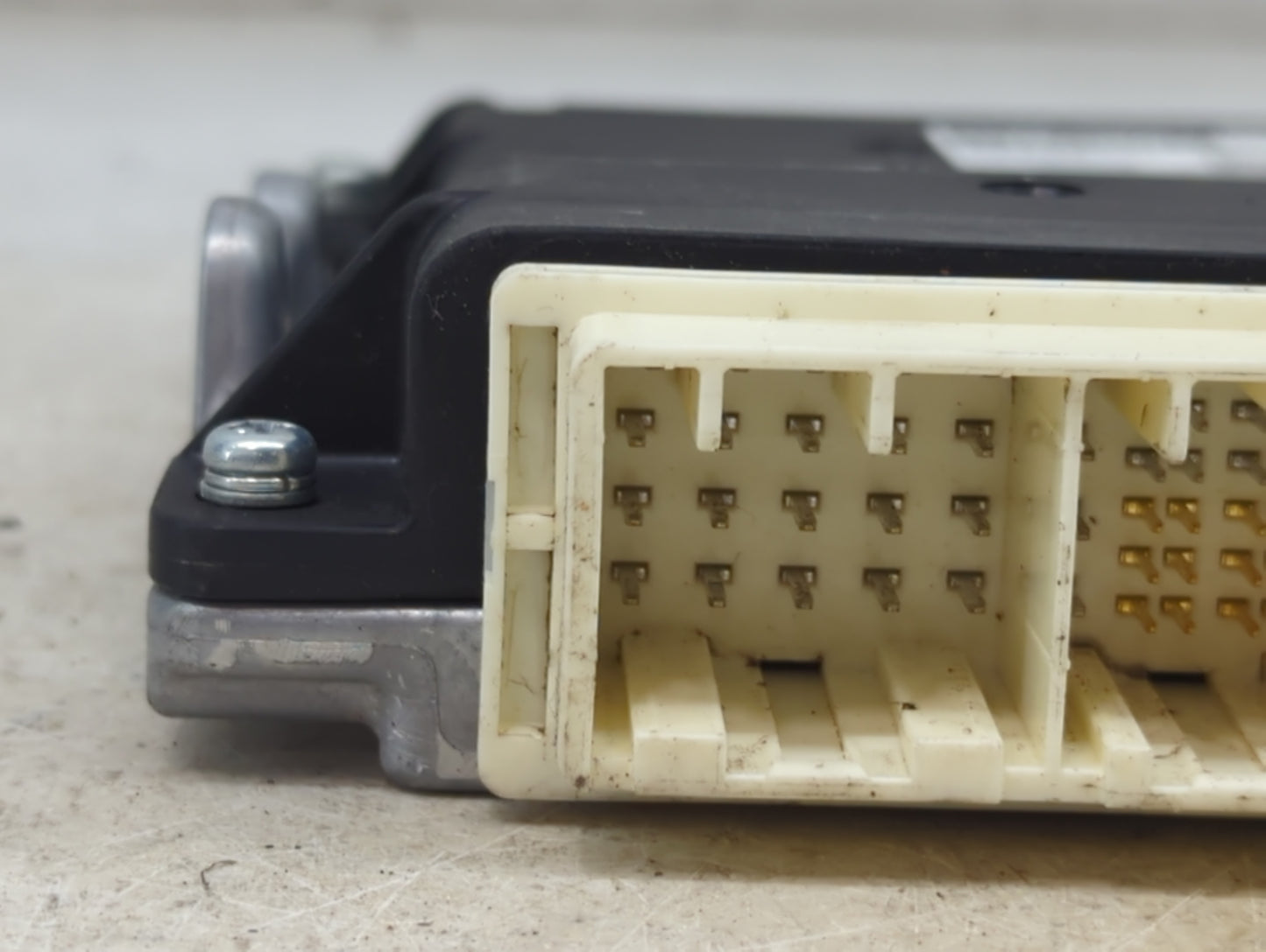 2010-2011 Toyota Tacoma PCM Engine Control Computer ECU ECM PCU OEM P/N:89661-04E40 TN275300-8751 Fits Fits 2010 2011 OEM Us