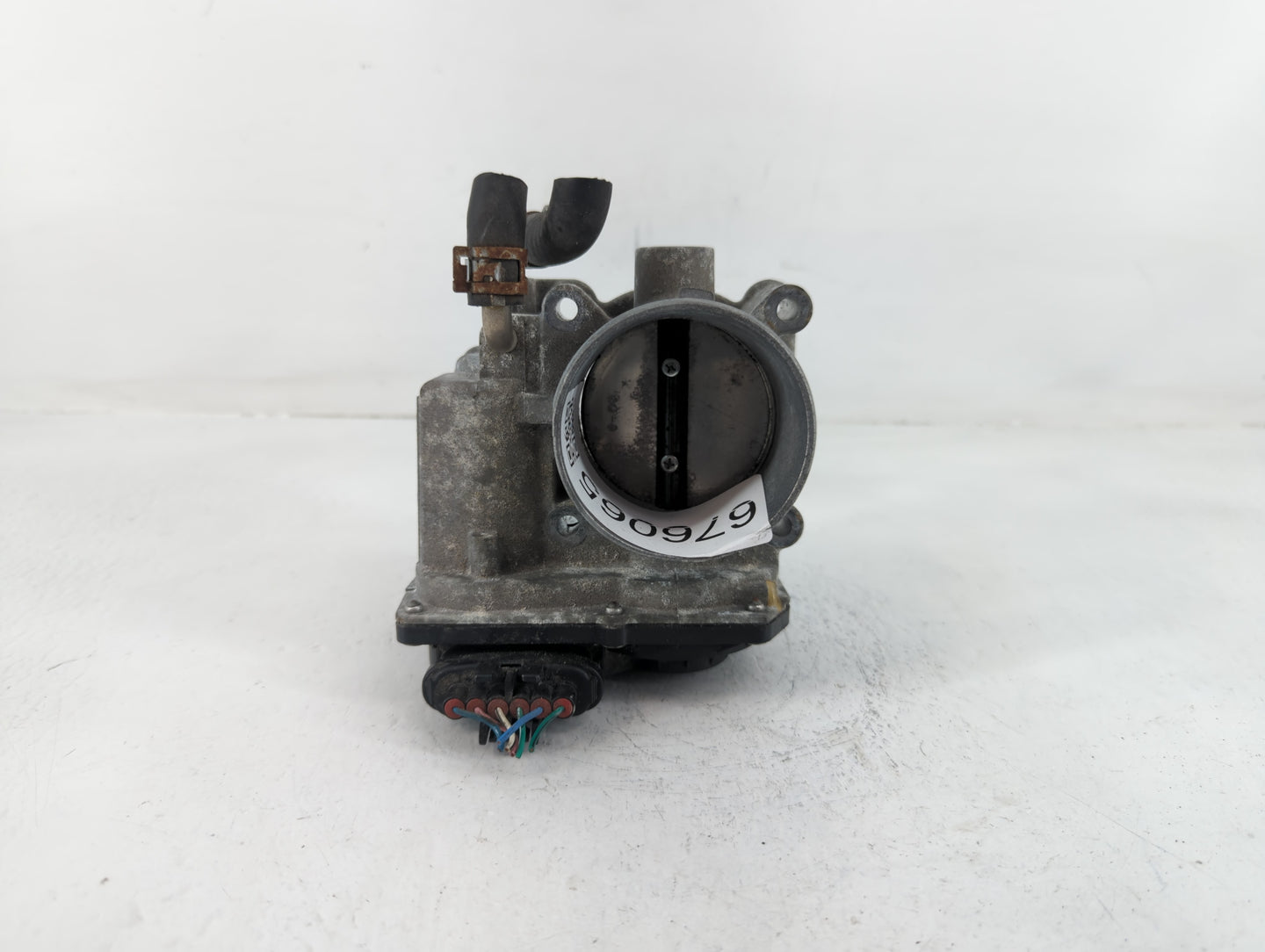 2005-2015 Toyota Tacoma Throttle Body P/N:9102B1176 22030-75020 Fits Fits 2005 2006 2007 2008 2009 2010 2011 2012 2013 2014 