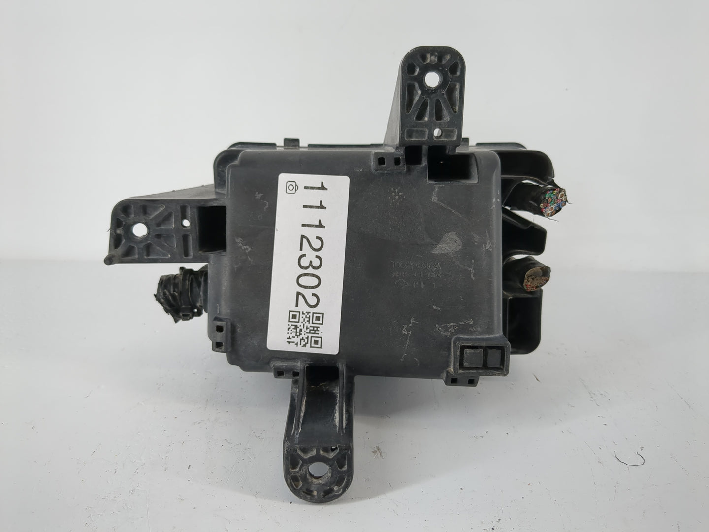 2010 Toyota Tundra Fusebox Fuse Box Panel Relay Module Fits OEM Used Auto Parts - Oemusedautoparts1.com