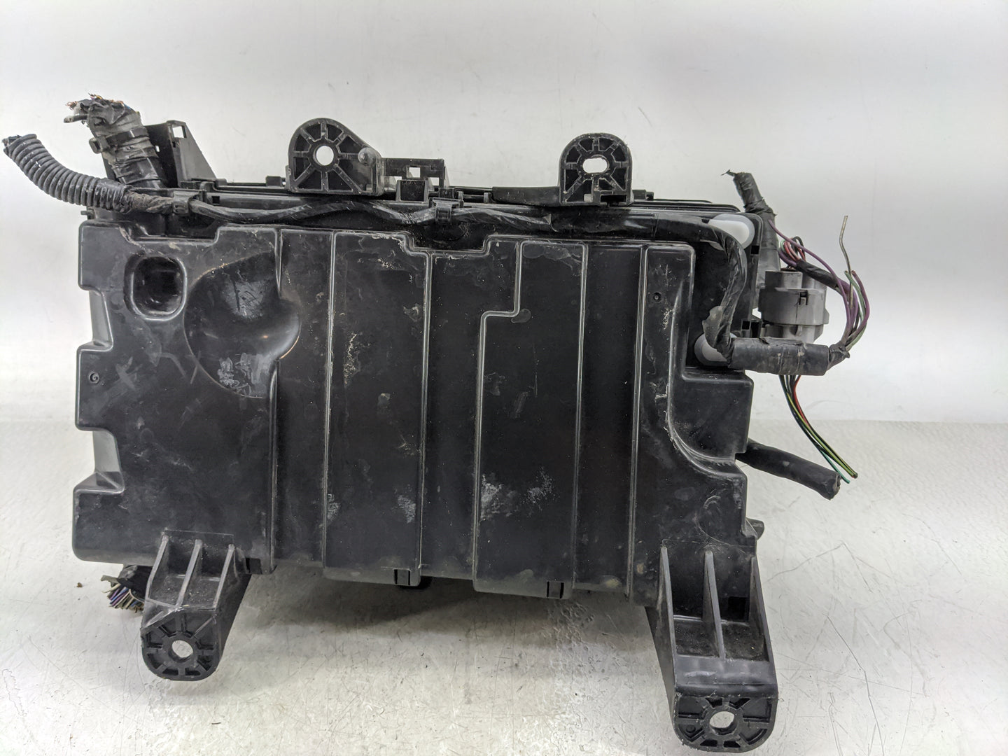 2010 Toyota Tundra Fusebox Fuse Box Panel Relay Module Fits OEM Used Auto Parts - Oemusedautoparts1.com