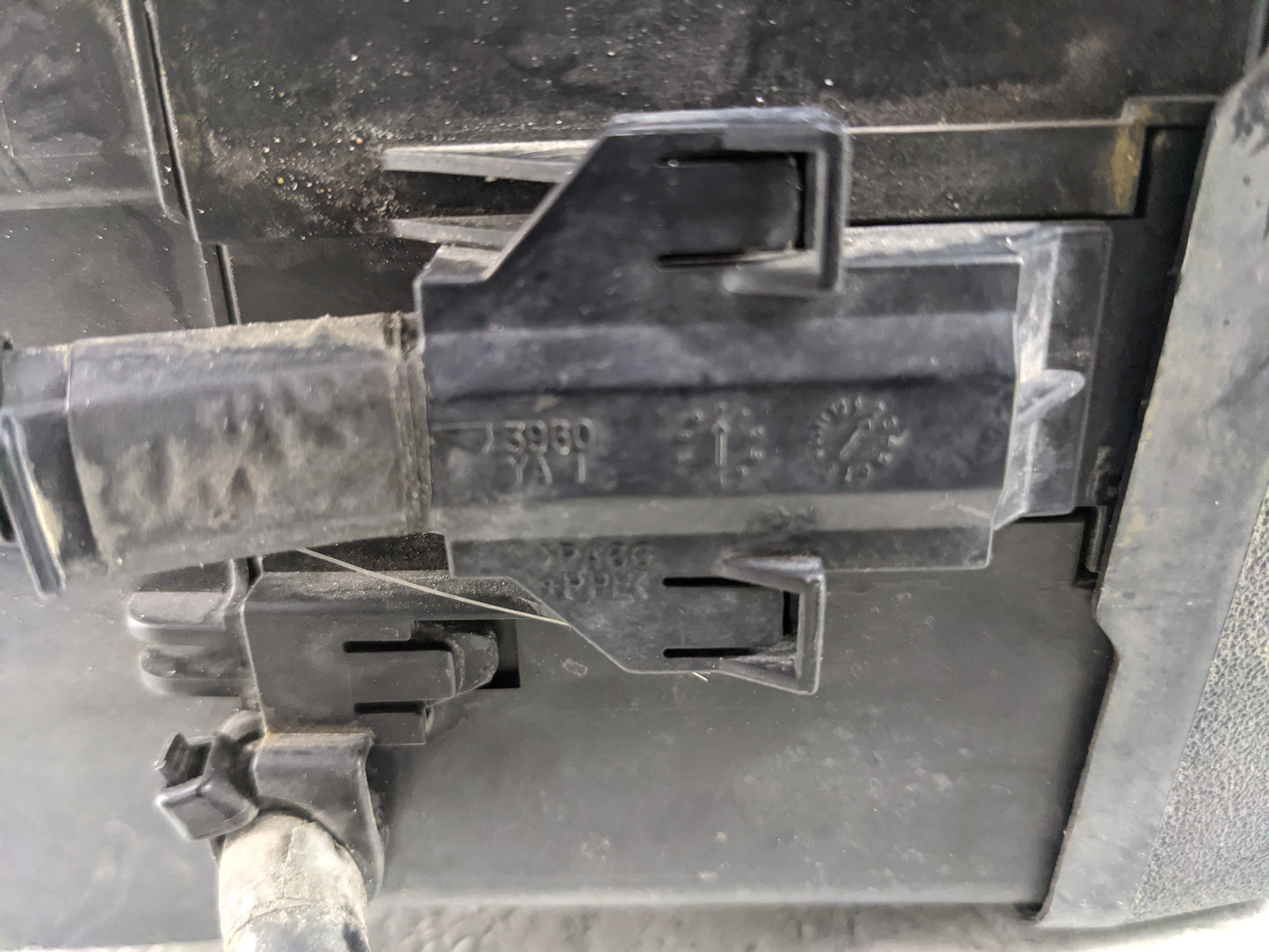 2010 Toyota Tundra Fusebox Fuse Box Panel Relay Module Fits OEM Used Auto Parts - Oemusedautoparts1.com