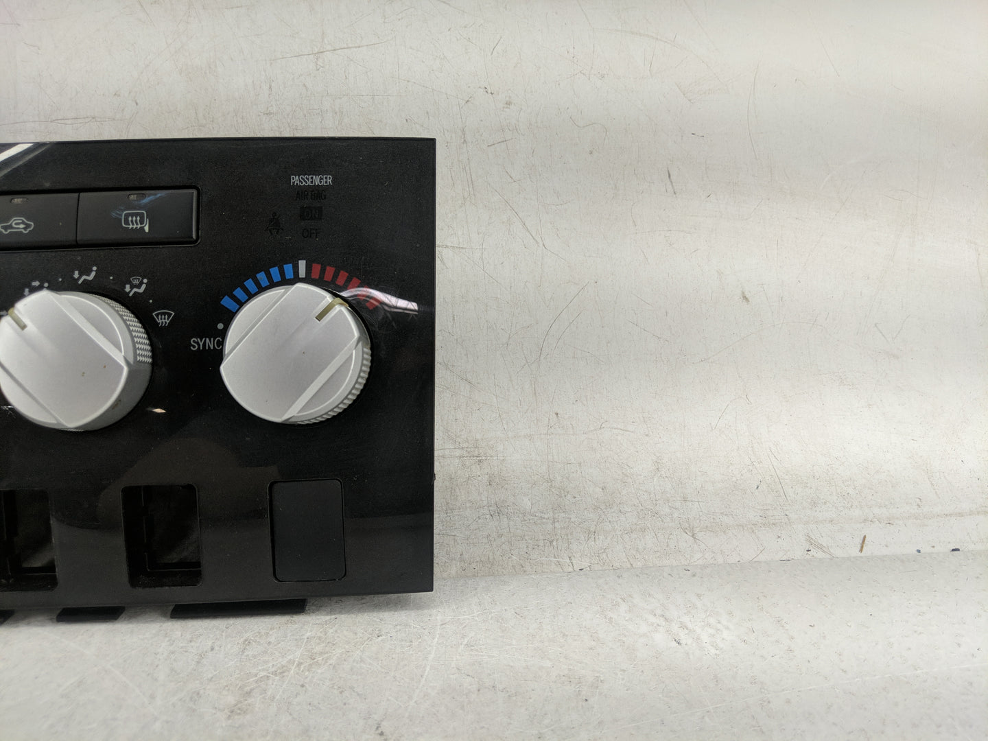 2010-2012 Toyota Tundra Climate Control Module Temperature AC/Heater Replacement P/N:84010-0CC80 MX237000-2843 Fits OEM Used