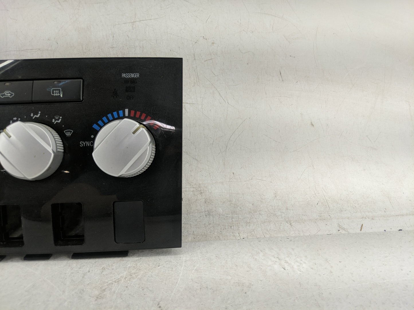 2010-2012 Toyota Tundra Climate Control Module Temperature AC/Heater Replacement P/N:84010-0CC80 MX237000-2843 Fits OEM Used