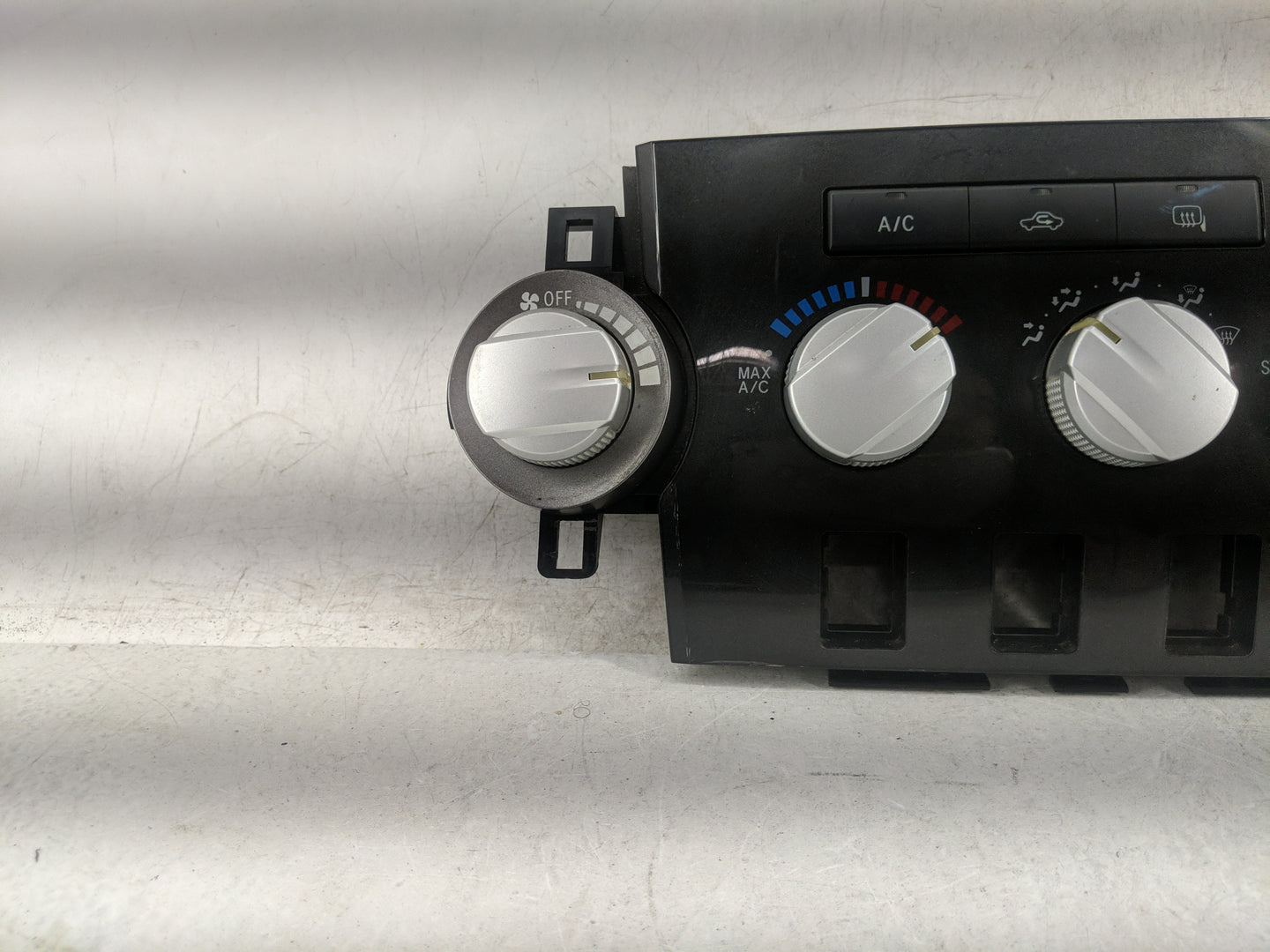 2010-2012 Toyota Tundra Climate Control Module Temperature AC/Heater Replacement P/N:84010-0CC80 MX237000-2843 Fits OEM Used