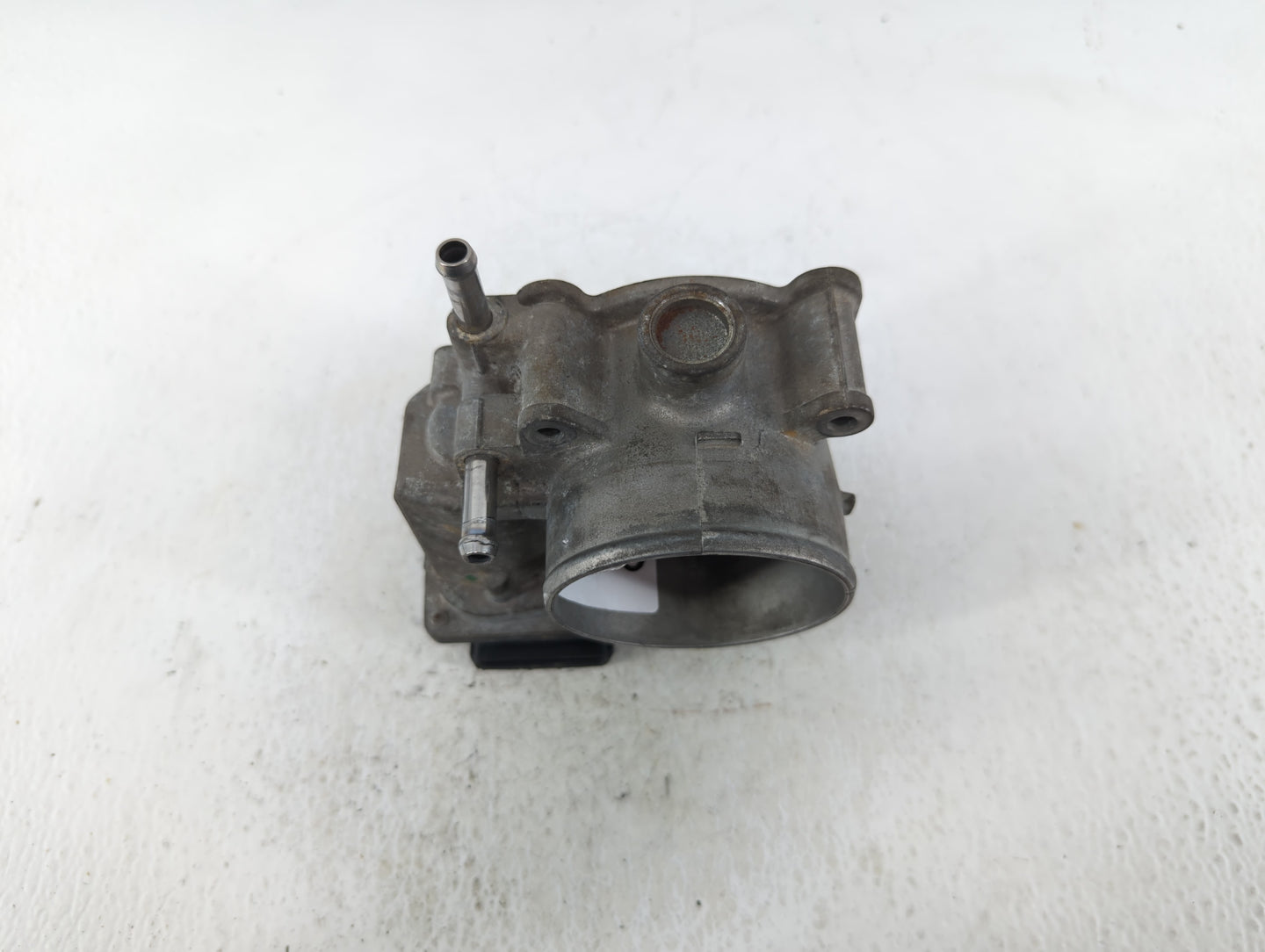 2005-2011 Toyota Tundra Throttle Body P/N:22030-0P010 Fits Fits 2003 2004 2005 2006 2007 2008 2009 2010 2011 2012 2013 2014 