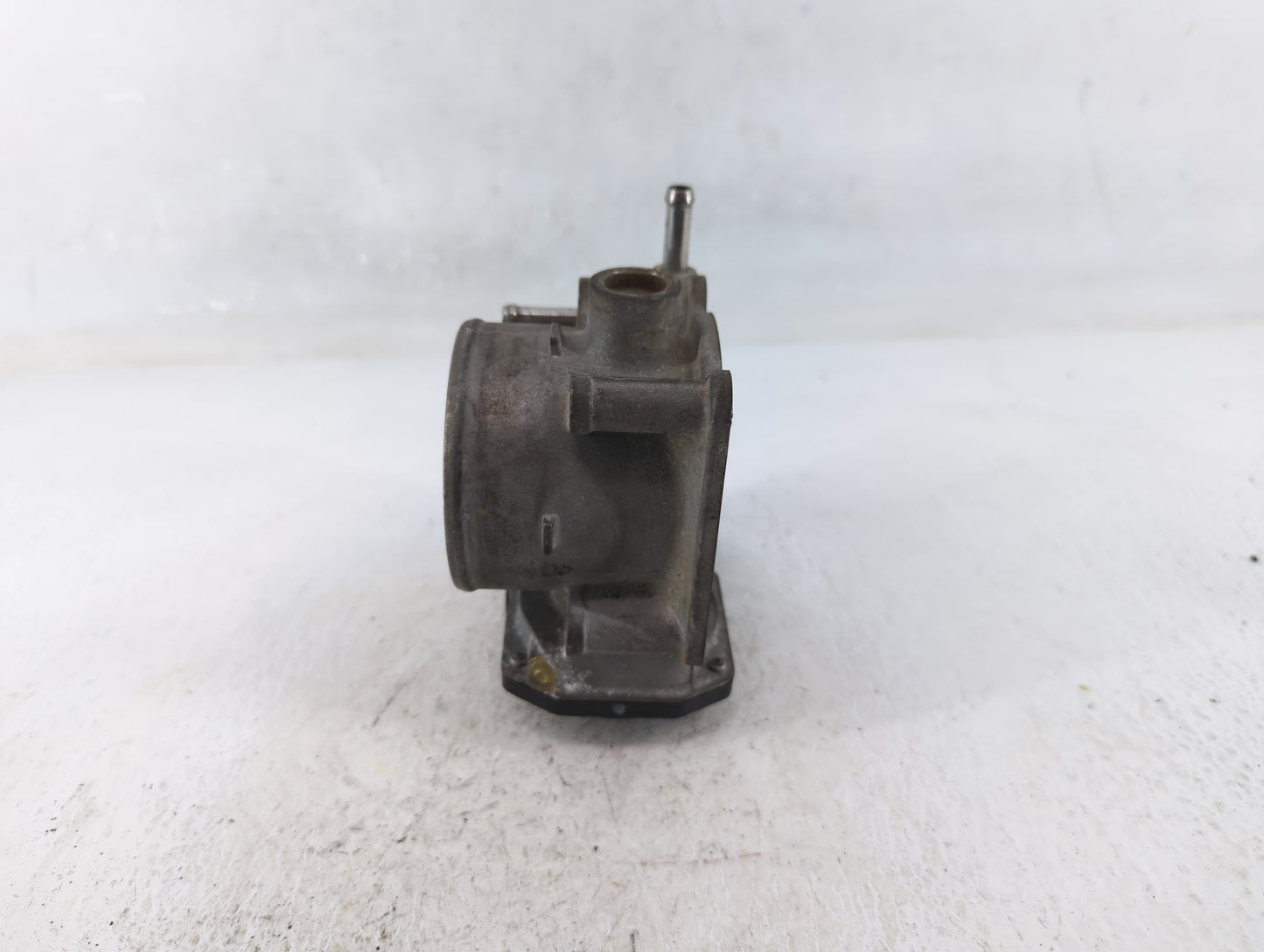 2005-2011 Toyota Tundra Throttle Body P/N:22030-0P010 Fits Fits 2003 2004 2005 2006 2007 2008 2009 2010 2011 2012 2013 2014 