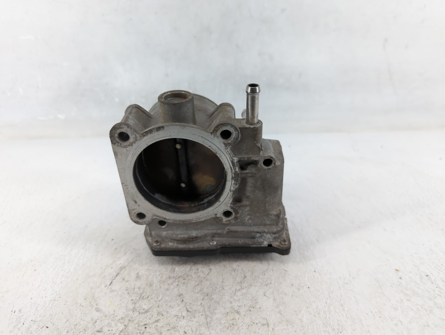 2005-2011 Toyota Tundra Throttle Body P/N:22030-0P010 Fits Fits 2003 2004 2005 2006 2007 2008 2009 2010 2011 2012 2013 2014 