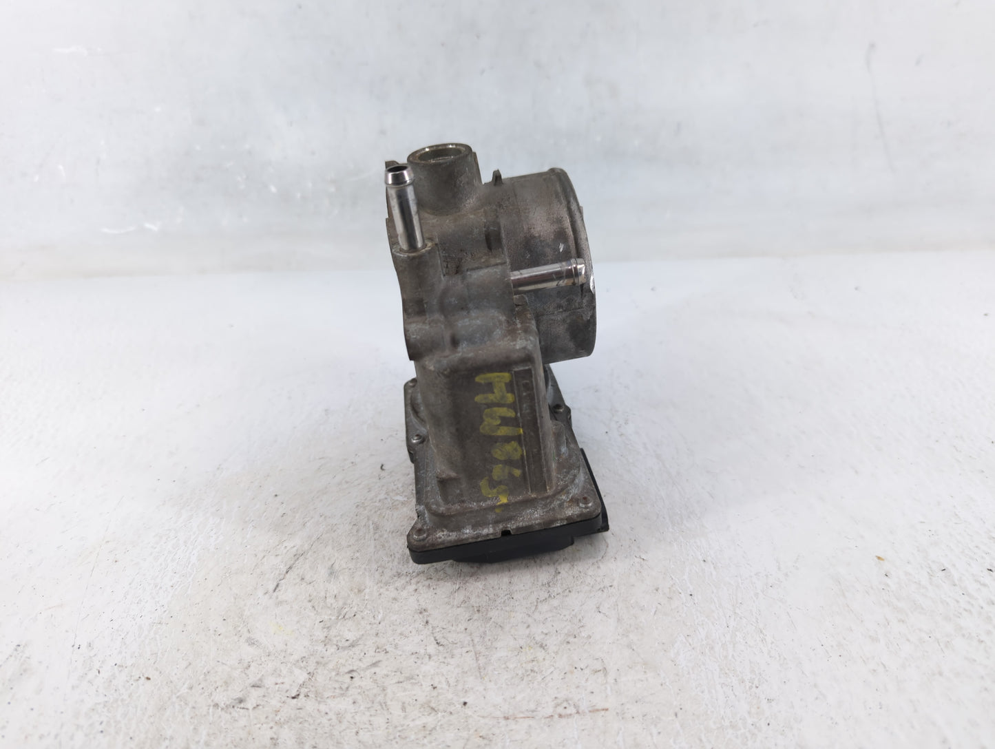 2005-2011 Toyota Tundra Throttle Body P/N:22030-0P010 Fits Fits 2003 2004 2005 2006 2007 2008 2009 2010 2011 2012 2013 2014 