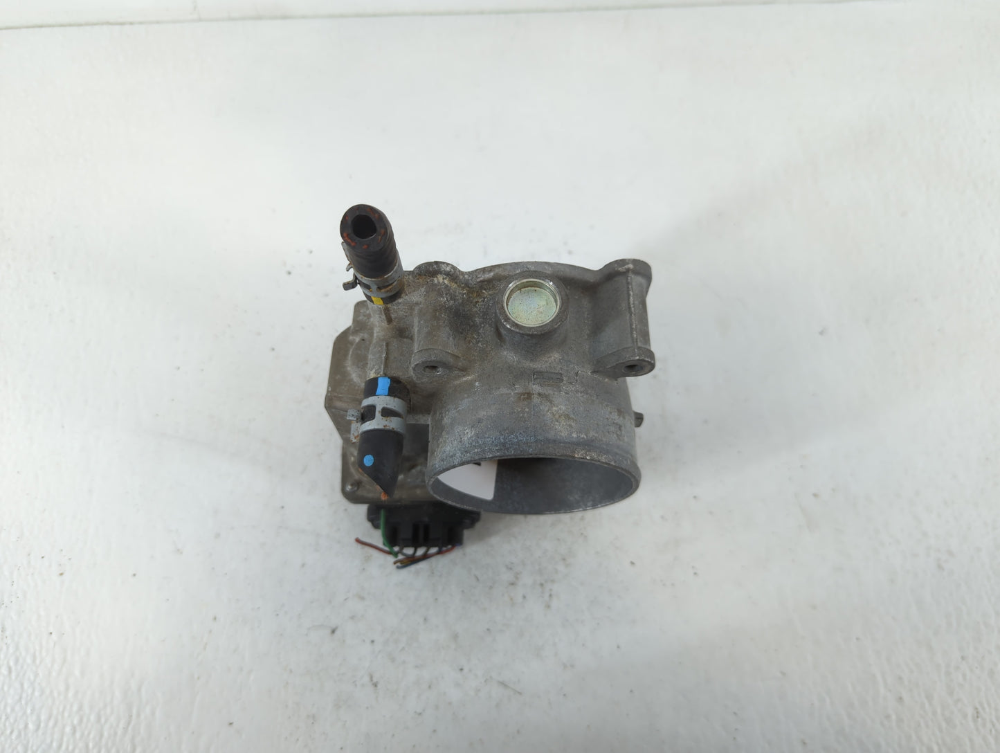 2005-2011 Toyota Tundra Throttle Body P/N:22030-0P010 Fits Fits 2003 2004 2005 2006 2007 2008 2009 2010 2011 2012 2013 2014 