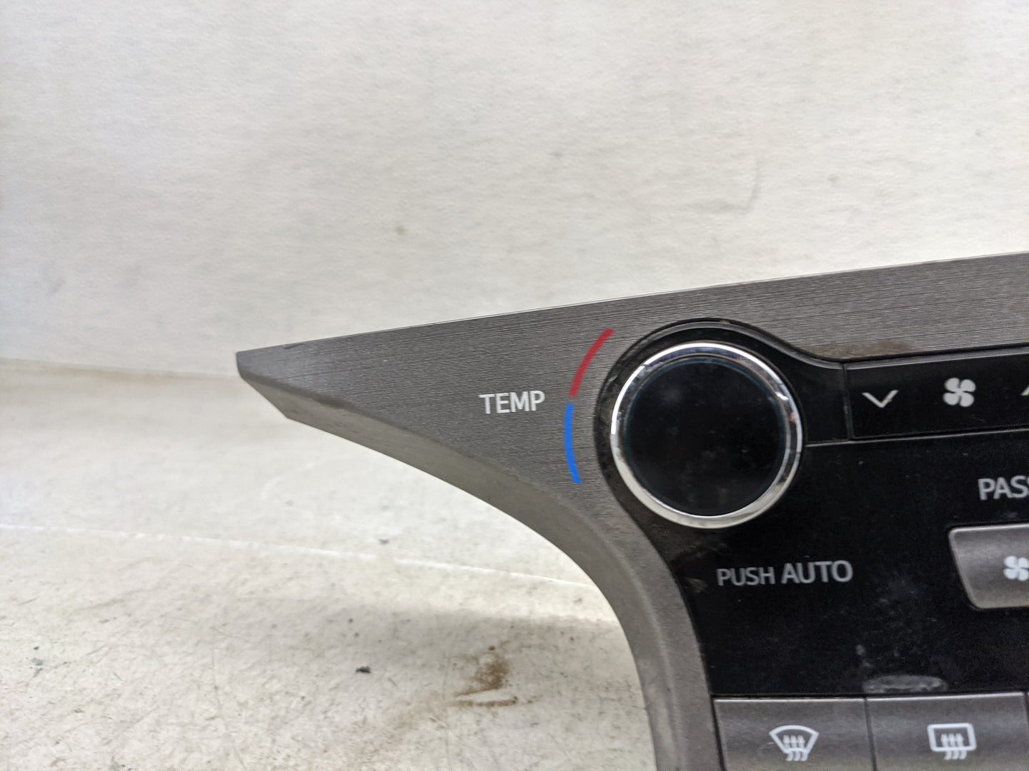 2009-2012 Toyota Venza Climate Control Module Temperature AC/Heater Replacement P/N:55900-0T021 MX146570-7591 Fits OEM Used 