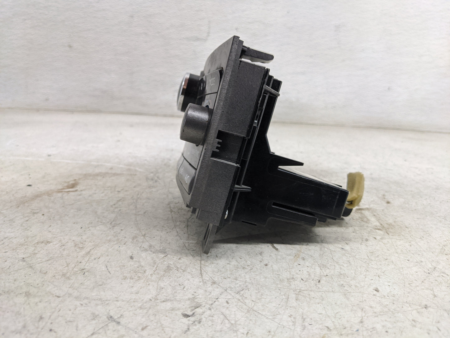 2009-2012 Toyota Venza Climate Control Module Temperature AC/Heater Replacement P/N:55900-0T021 MX146570-7591 Fits OEM Used 