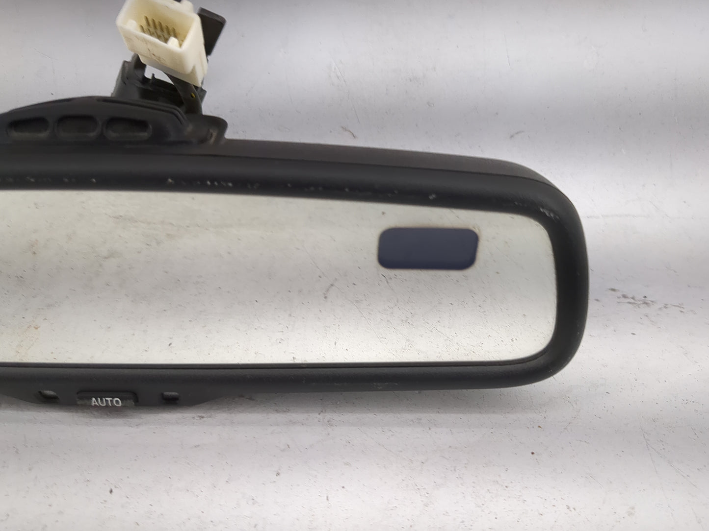 2010 Toyota Venza Interior Rear View Mirror Replacement OEM P/N:E11 026133 GNTX-651 Fits OEM Used Auto Parts - Oemusedautopa