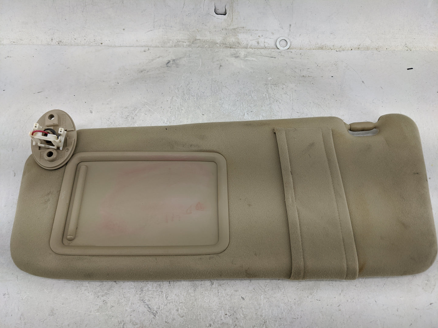2010 Toyota Venza Sun Visor Shade Replacement Driver Left Mirror Fits OEM Used Auto Parts - Oemusedautoparts1.com