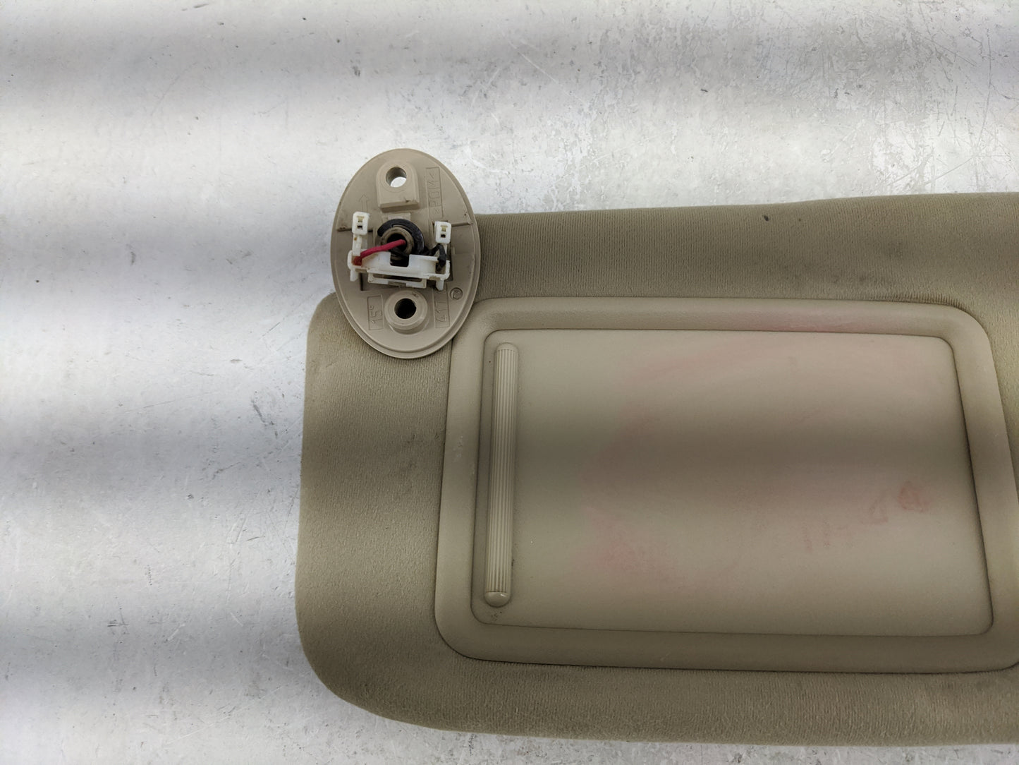 2010 Toyota Venza Sun Visor Shade Replacement Driver Left Mirror Fits OEM Used Auto Parts - Oemusedautoparts1.com