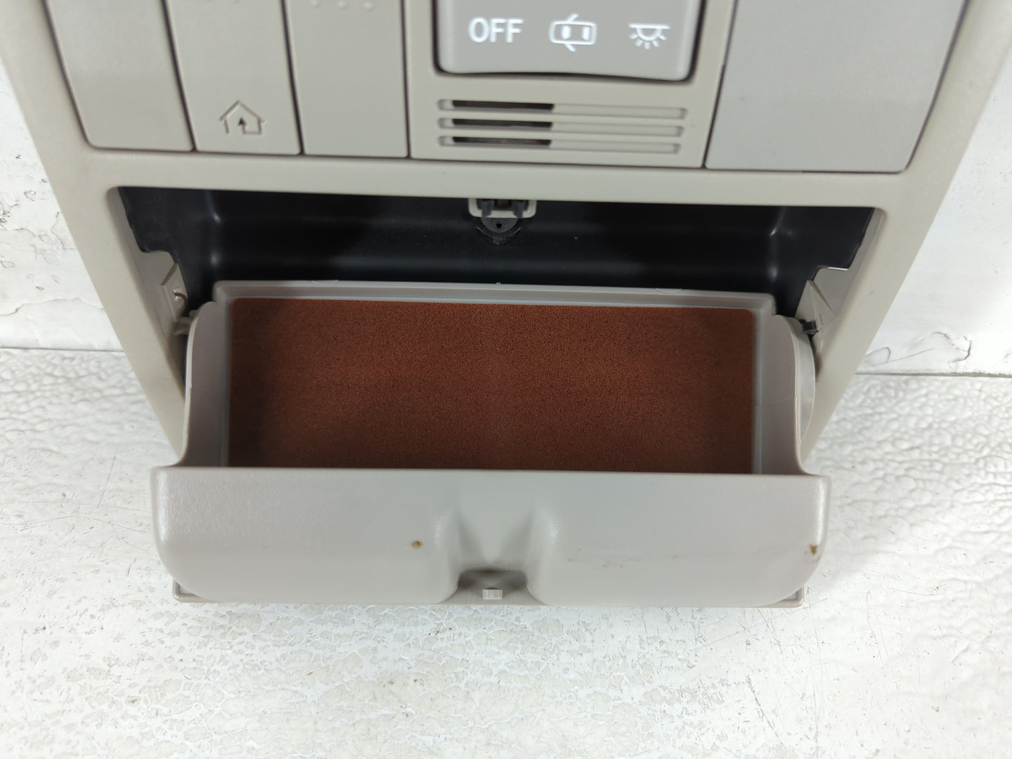 2010 Toyota Venza Overhead Roof Console - Oemusedautoparts1.com