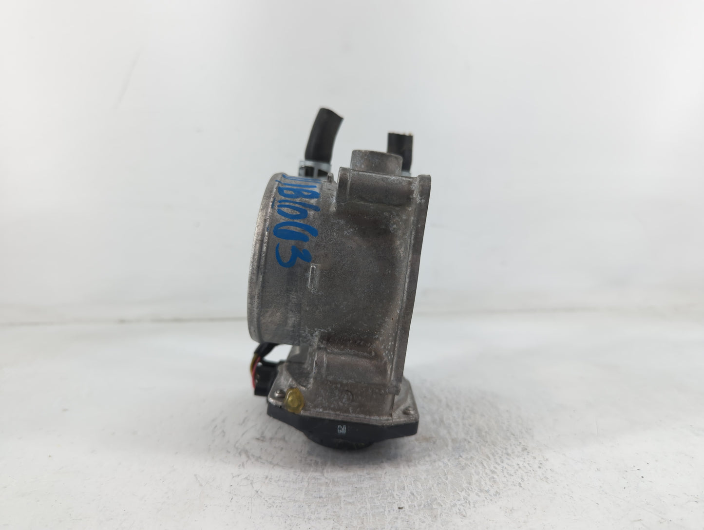 2009-2016 Toyota Venza Throttle Body P/N:22030-0P050 Fits OEM Used Auto Parts - Oemusedautoparts1.com