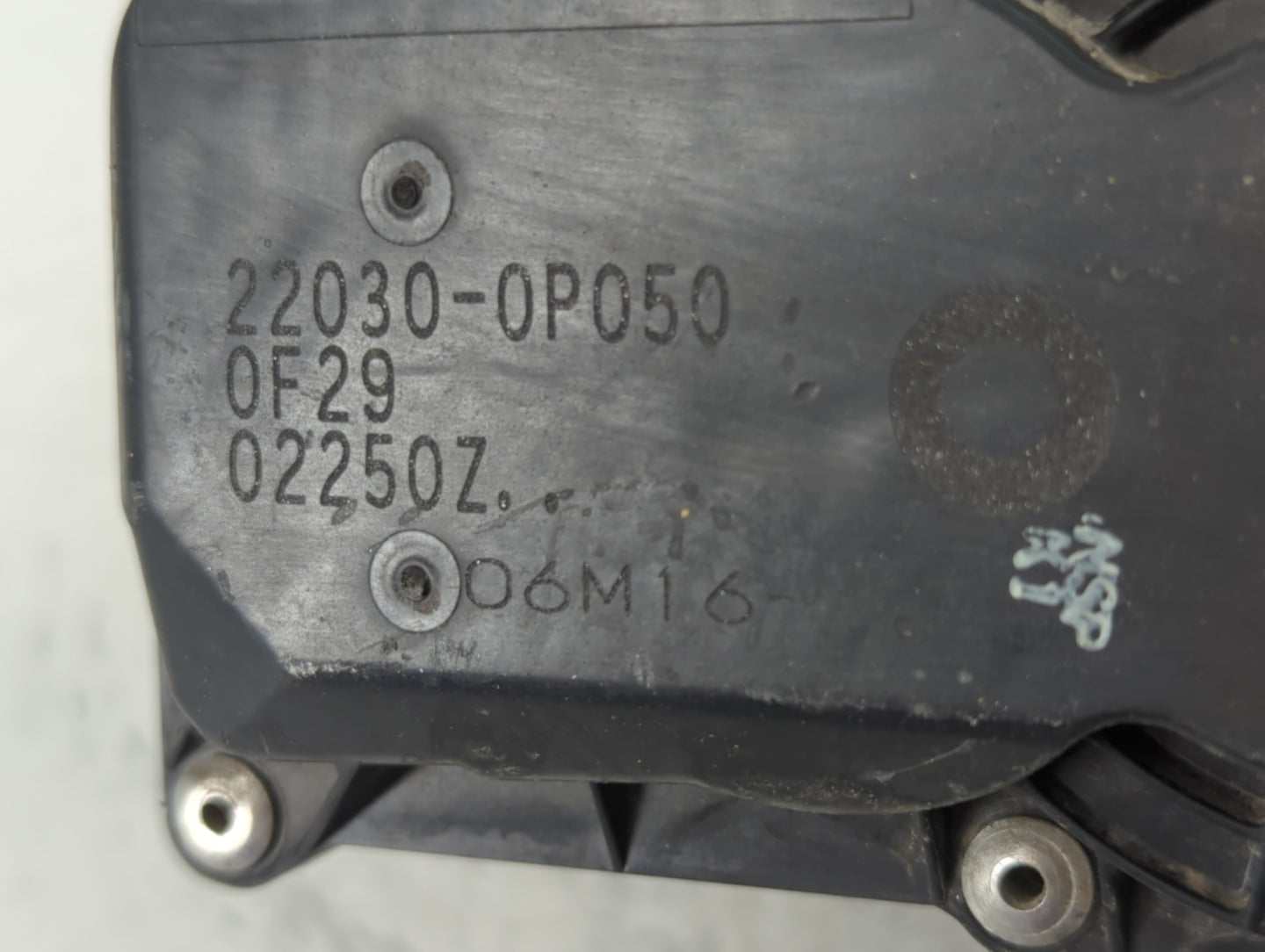 2009-2016 Toyota Venza Throttle Body P/N:22030-0P050 Fits OEM Used Auto Parts - Oemusedautoparts1.com