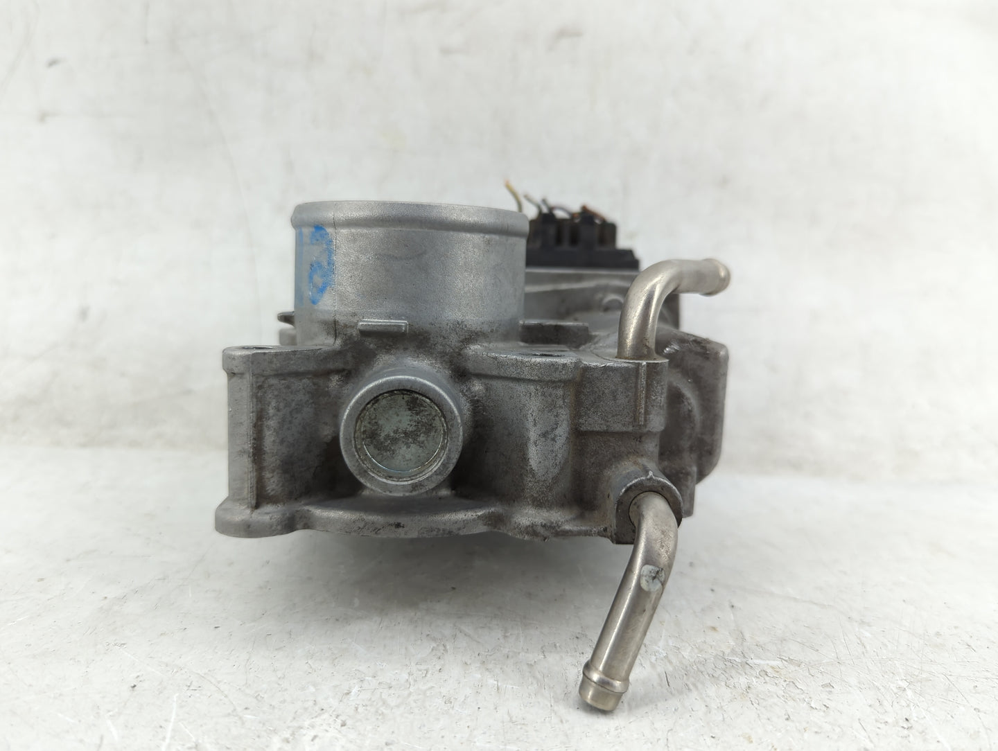 2006-2019 Toyota Yaris Throttle Body P/N:22030-21030 Fits OEM Used Auto Parts - Oemusedautoparts1.com