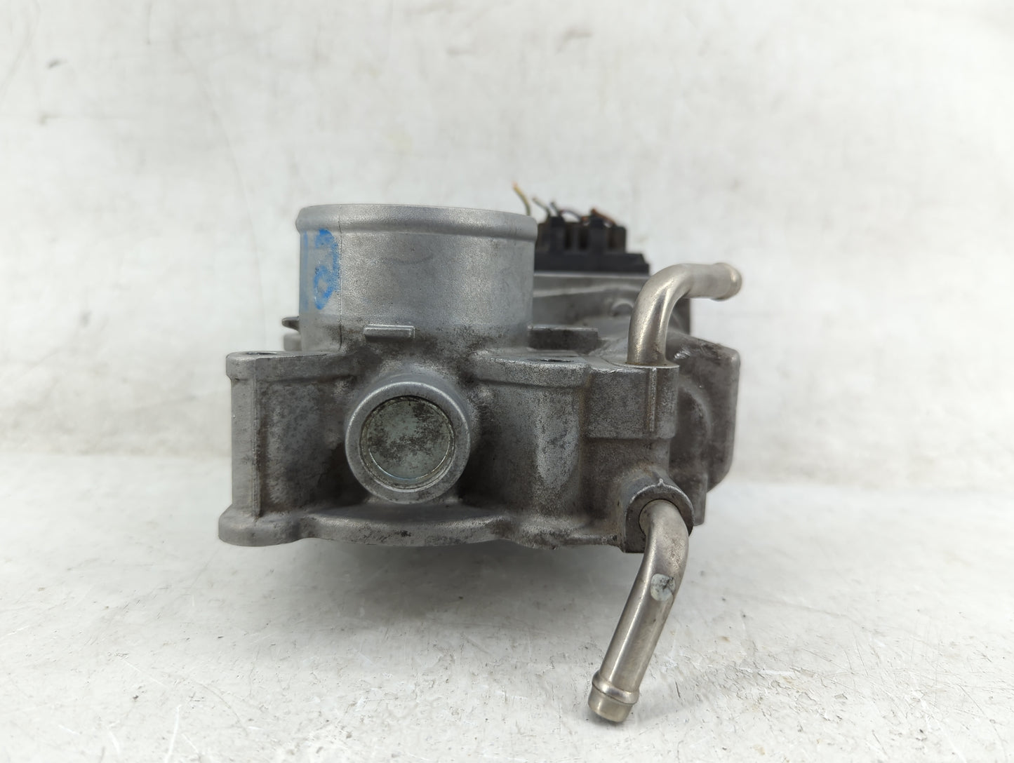 2006-2019 Toyota Yaris Throttle Body P/N:22030-21030 Fits OEM Used Auto Parts - Oemusedautoparts1.com